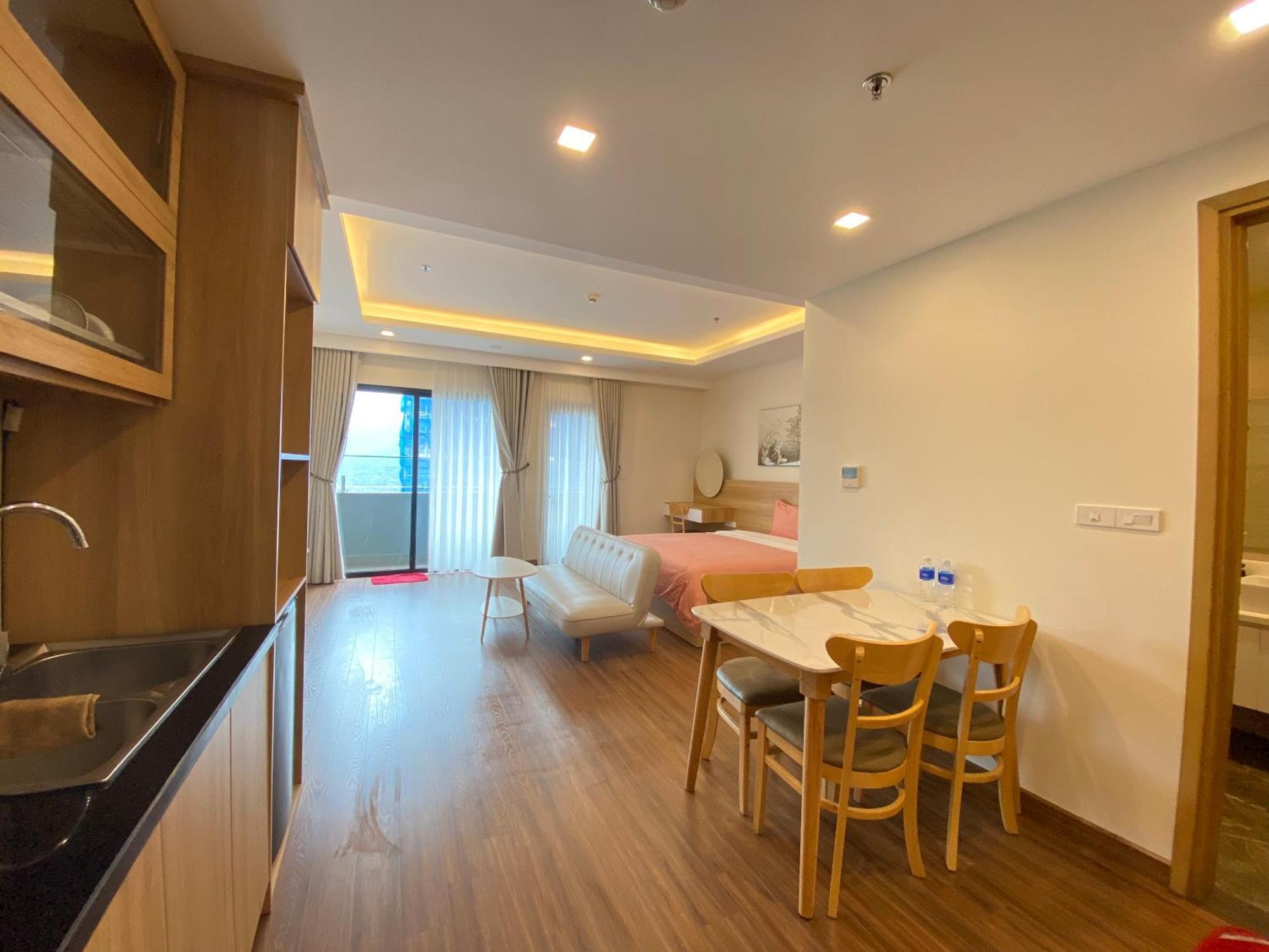 Flc Sea Tower Condotel Aparthotel