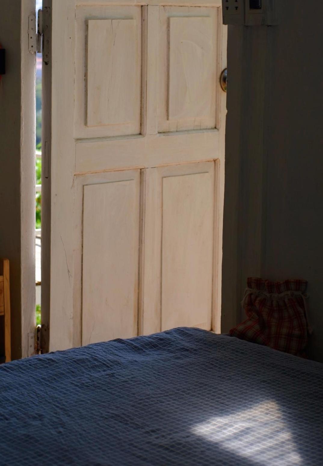 Homestay Hillside House *