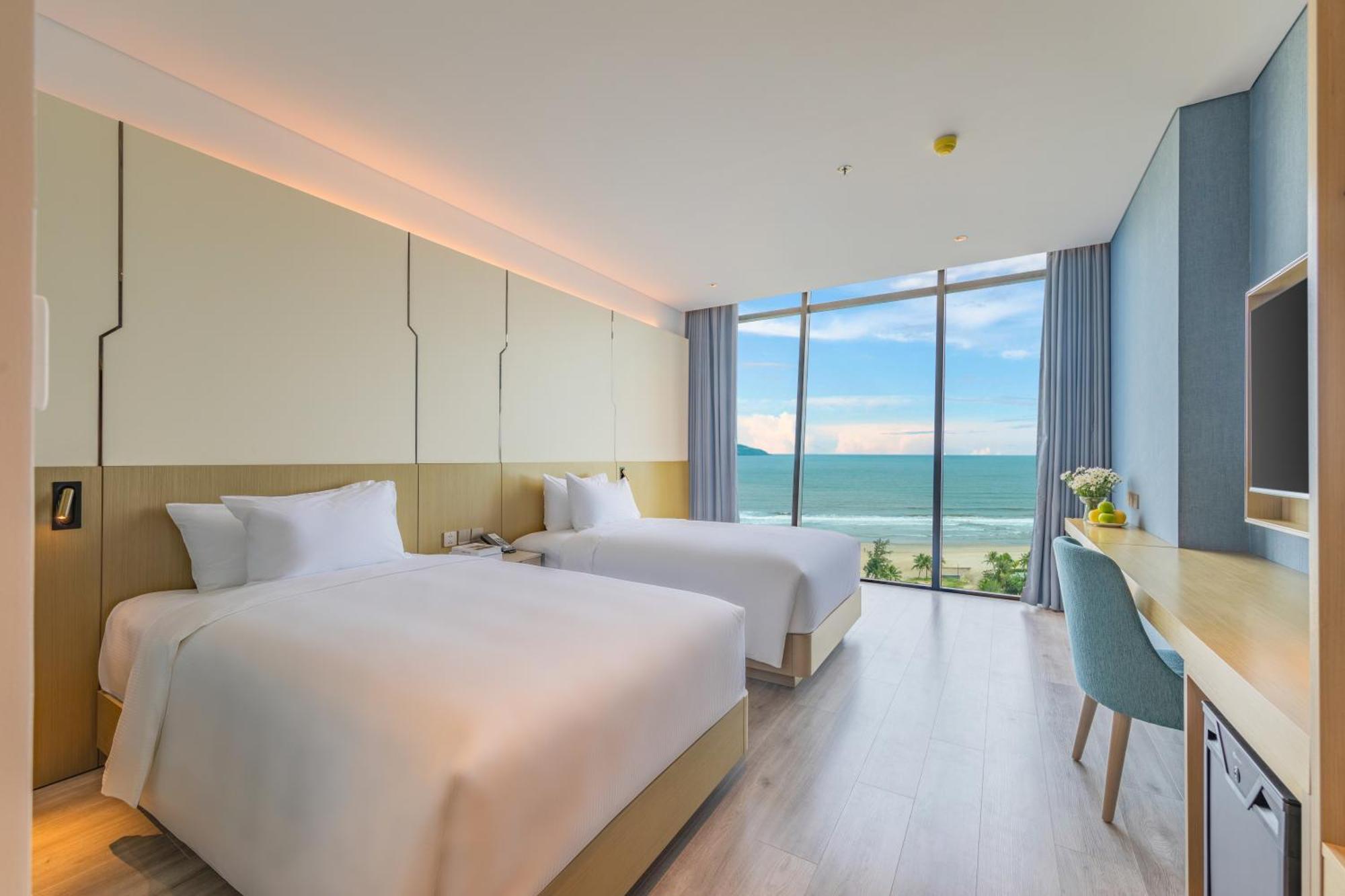 Awaken Hotel 5*
