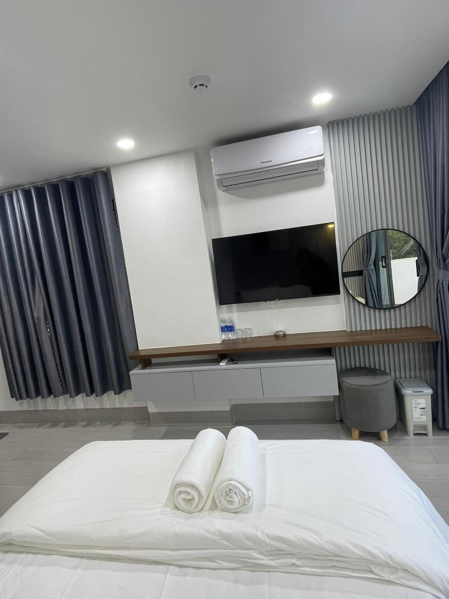 Hotel Lagi Beach Hotel *
