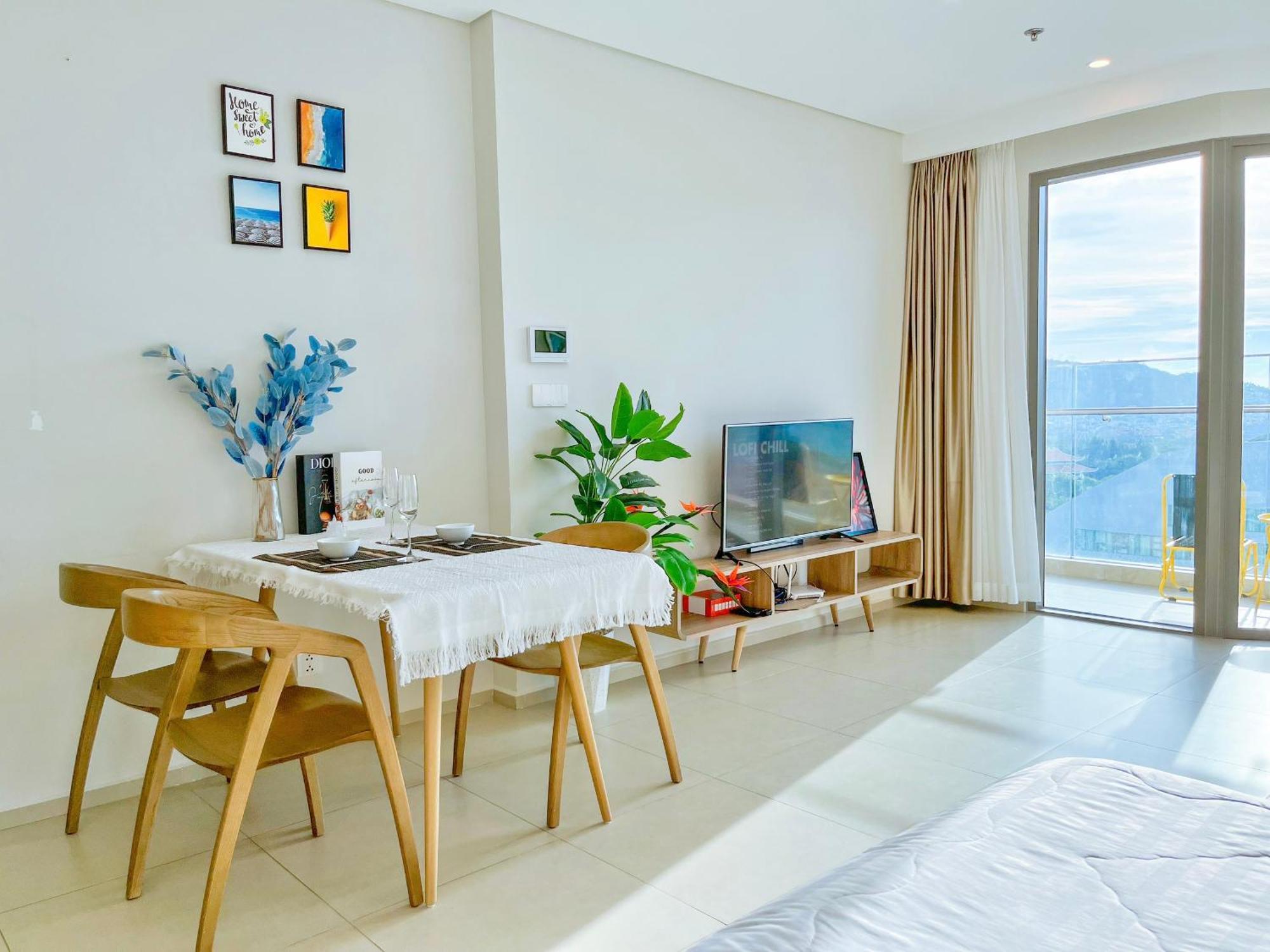 Ho Nghi Duong The Song Apartment