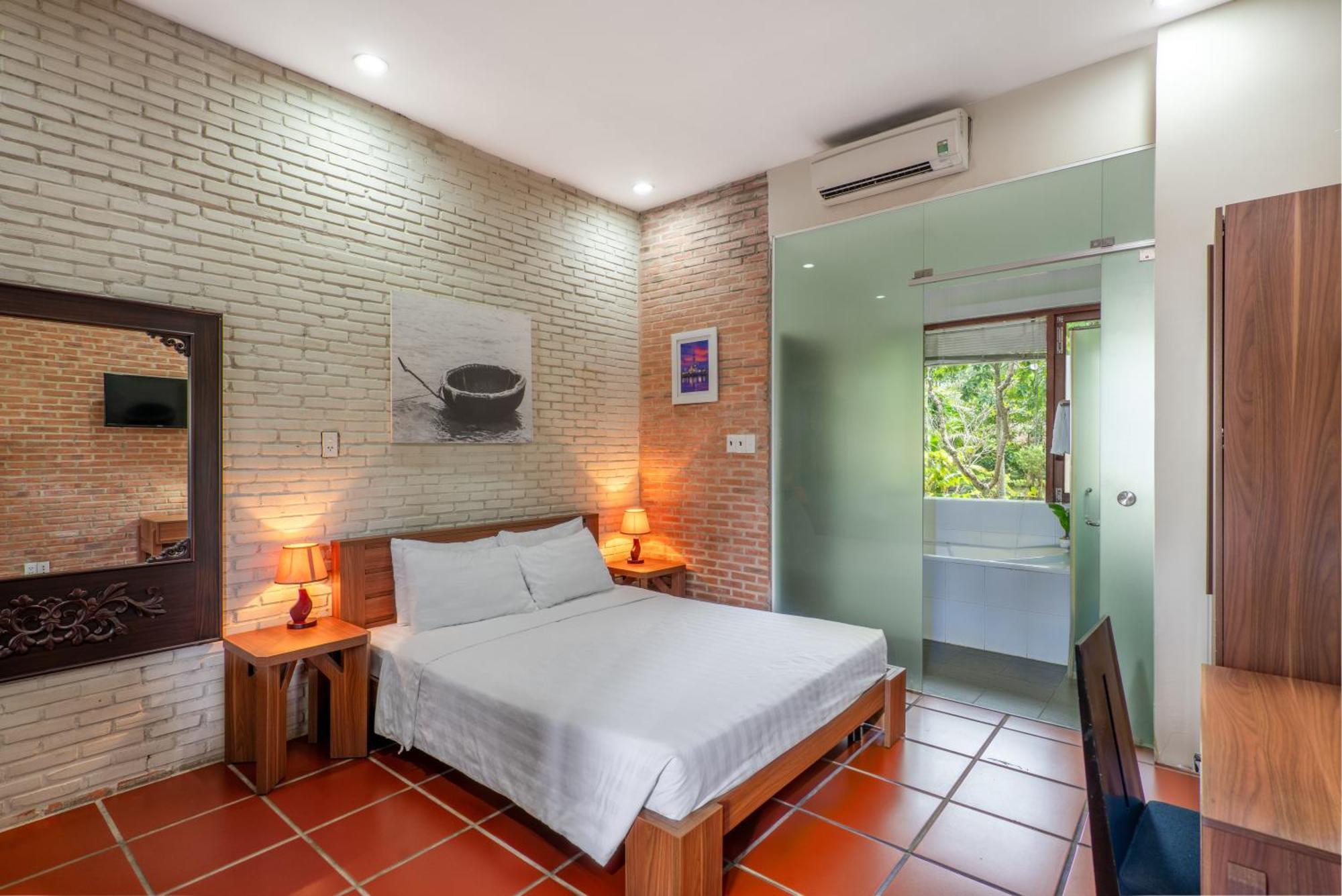 Mekong Long Thanh & Reststop Resort