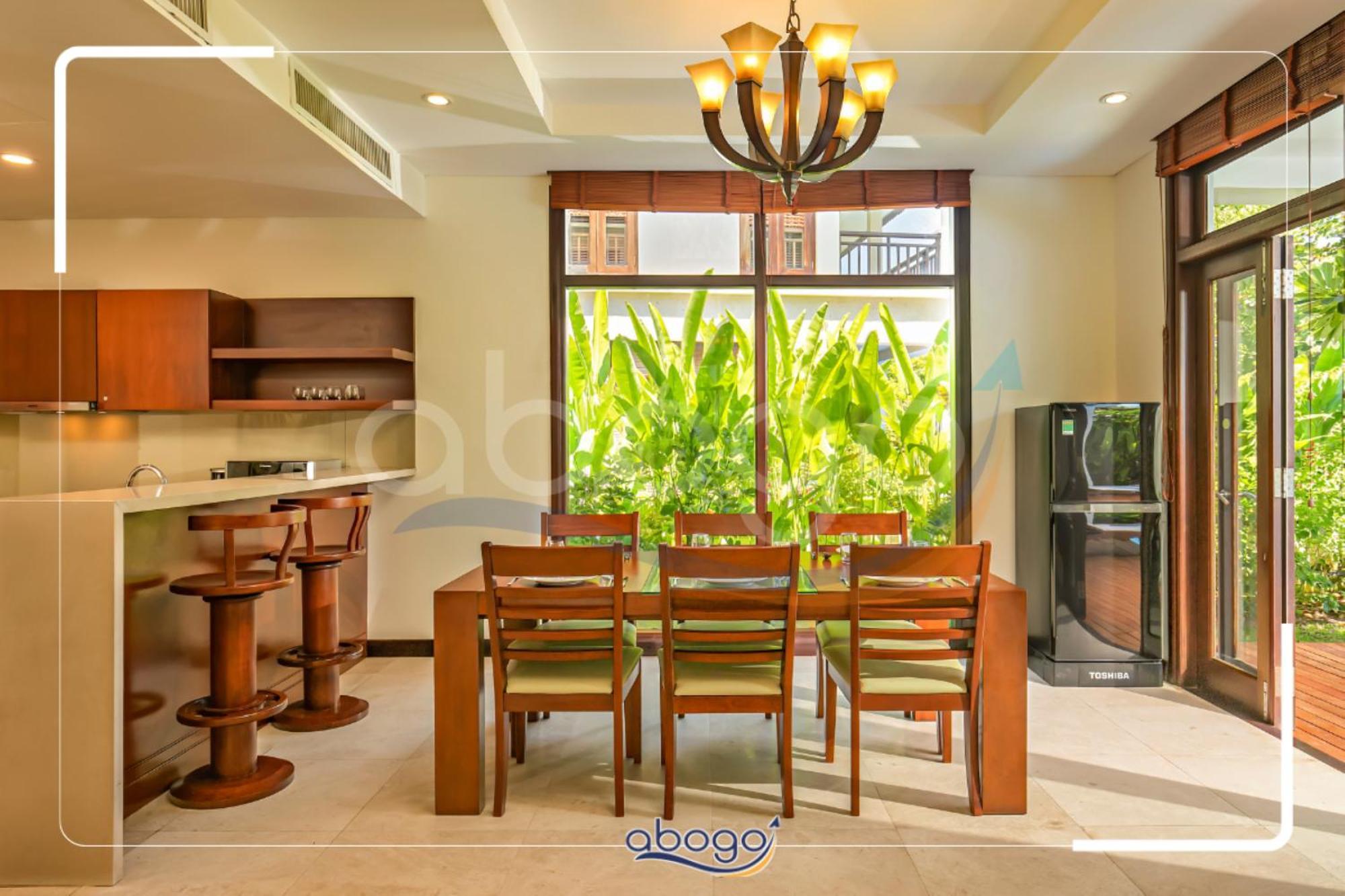 Luxurious Biệt thự *