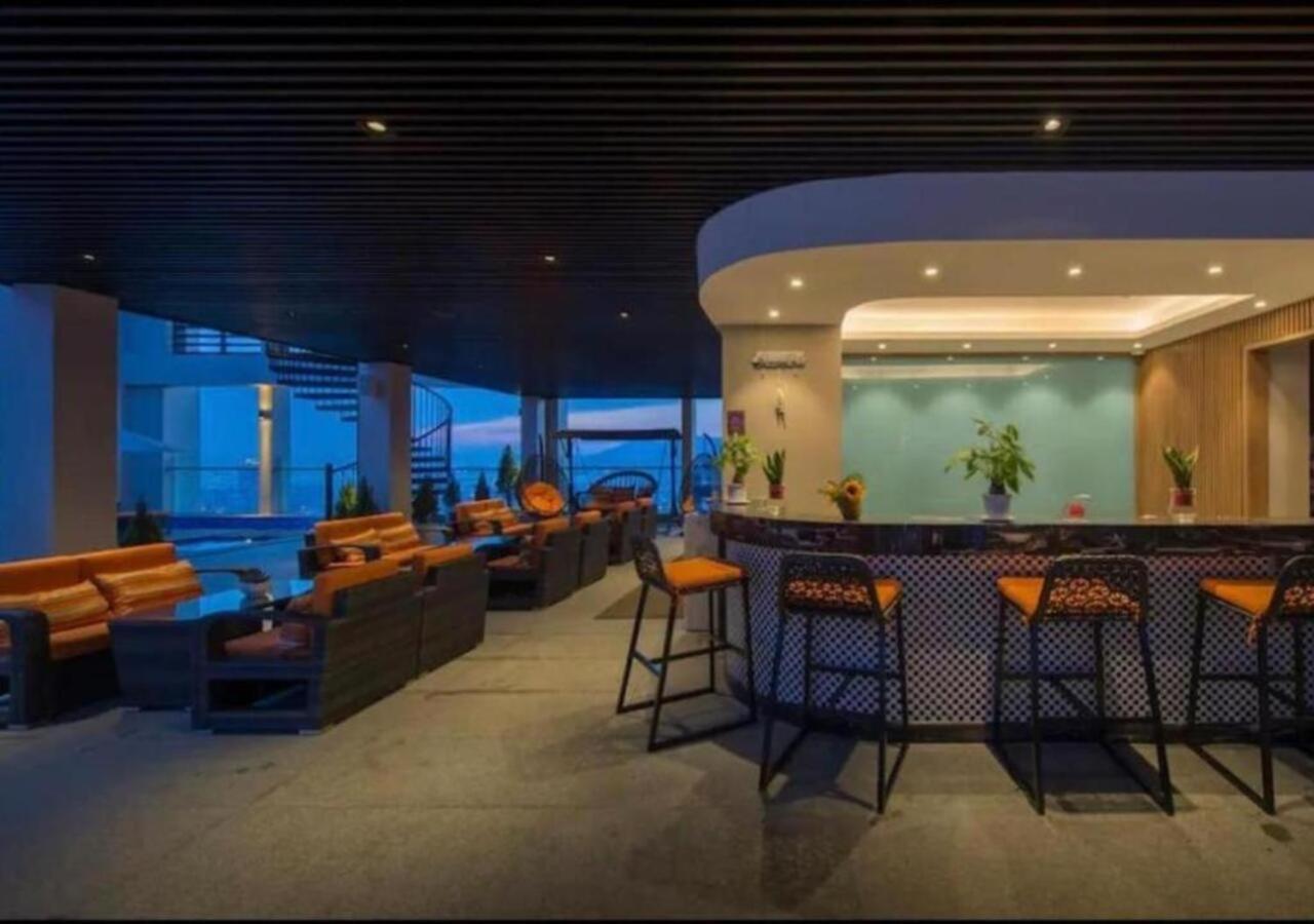 Sunrise Luxury With Ocean View Apartment *