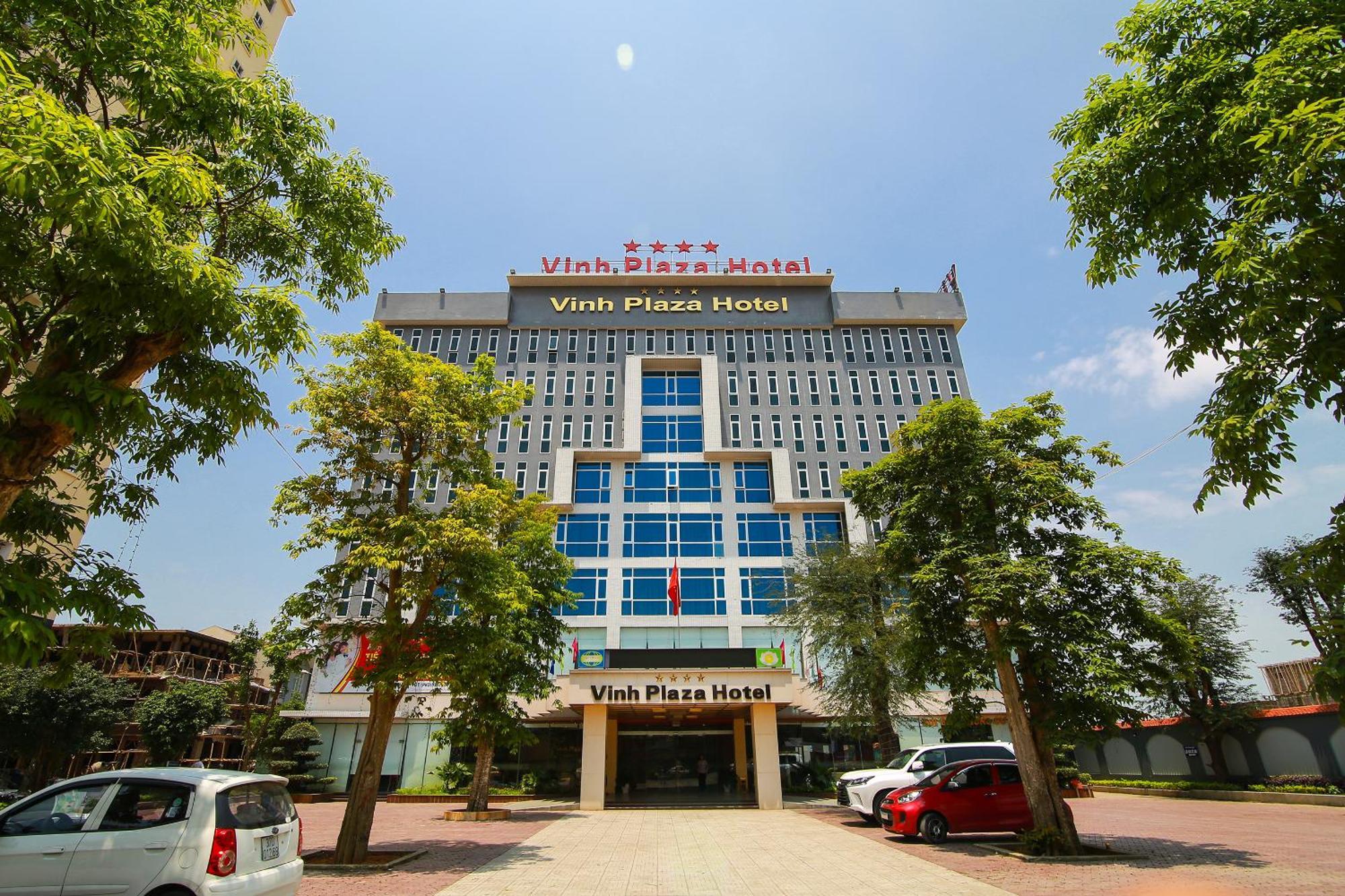 Hotel Plaza 4*