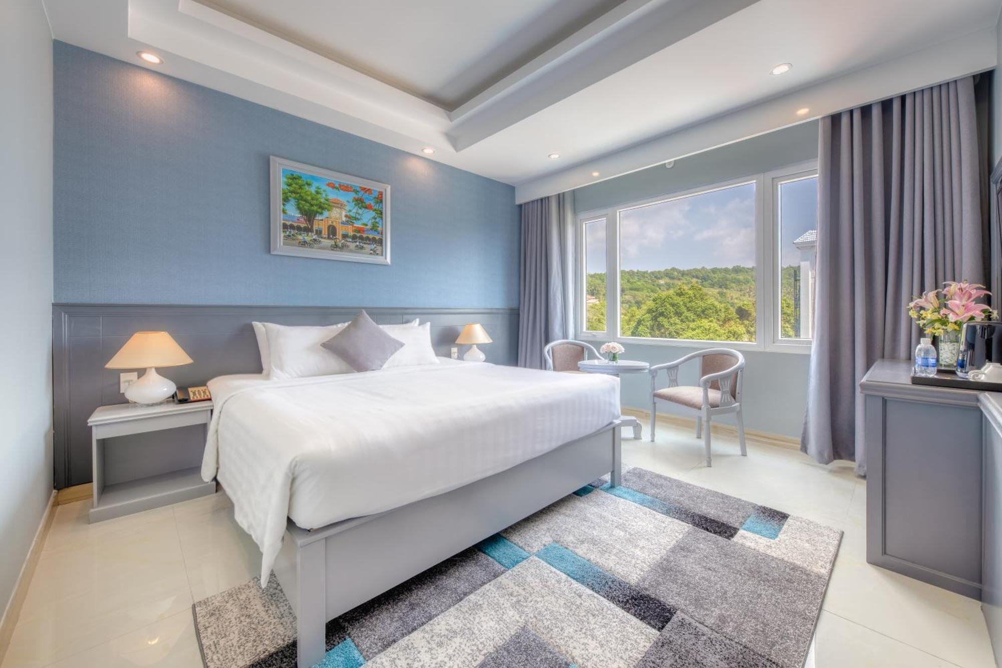Ocean Pearl 4*