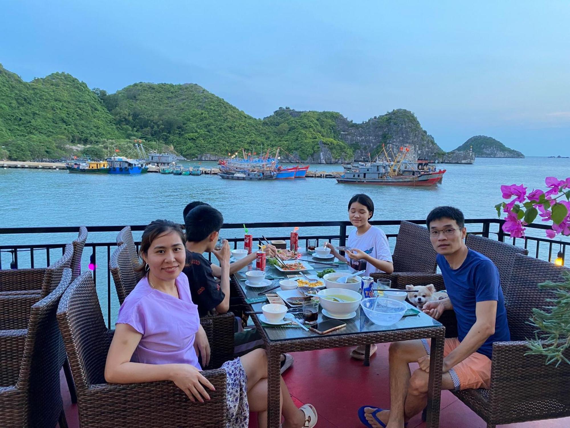 Hostel Lepont Cat Ba Dong Khe Sau