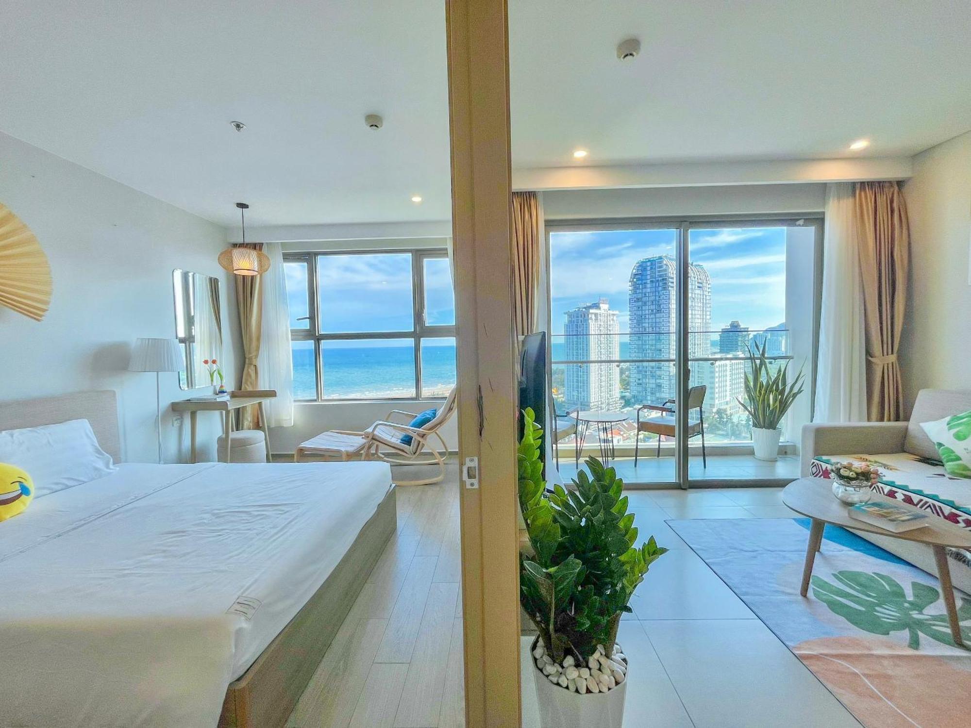 Homeaway - The Song 3brs Lux Condotel Apartment *
