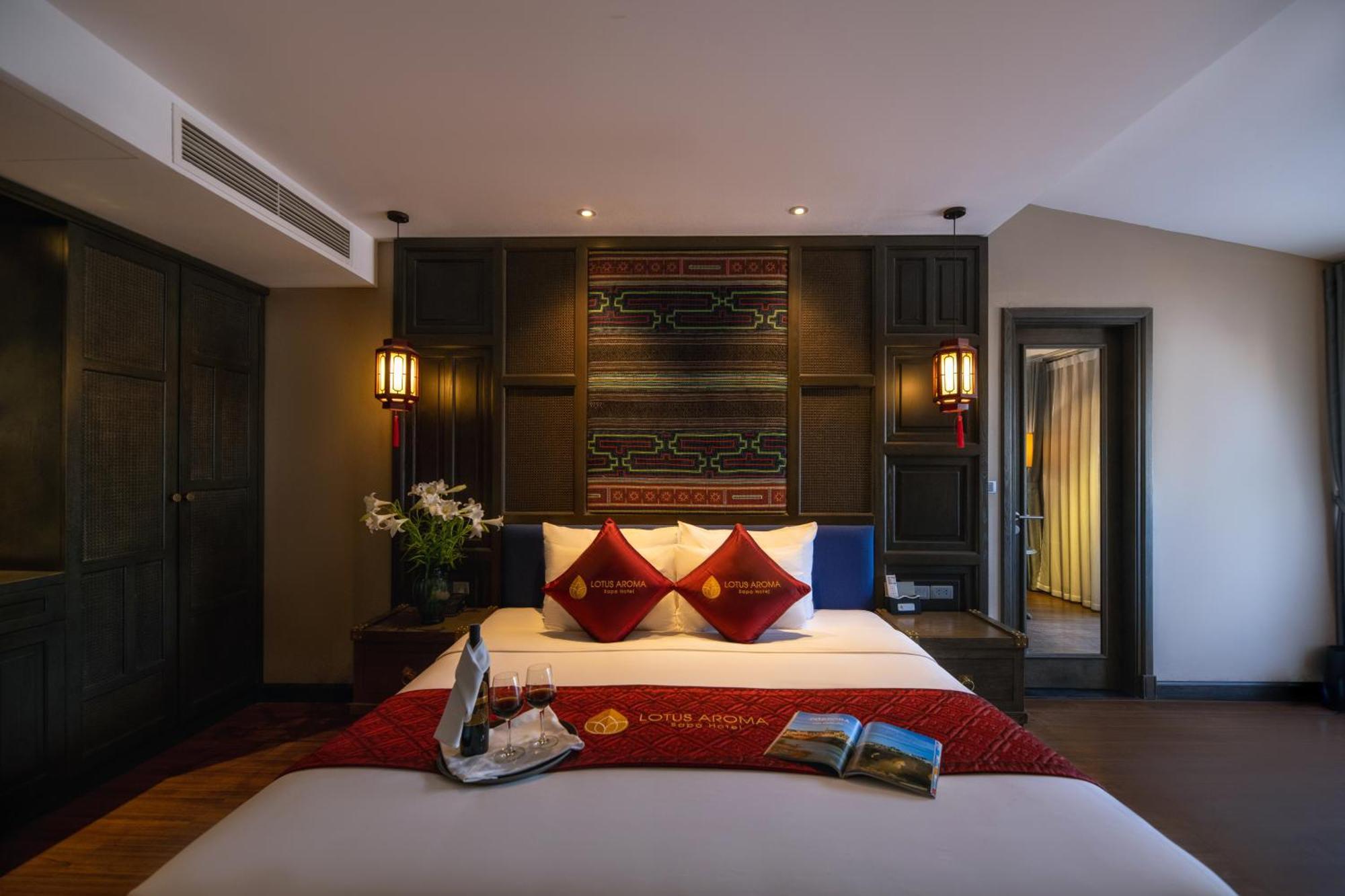 Lotus Aroma Hotel 4*