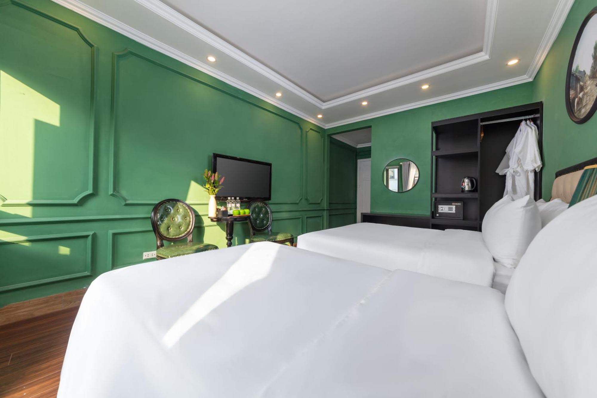 Hotel Madelise Adora & Travel Hanoi