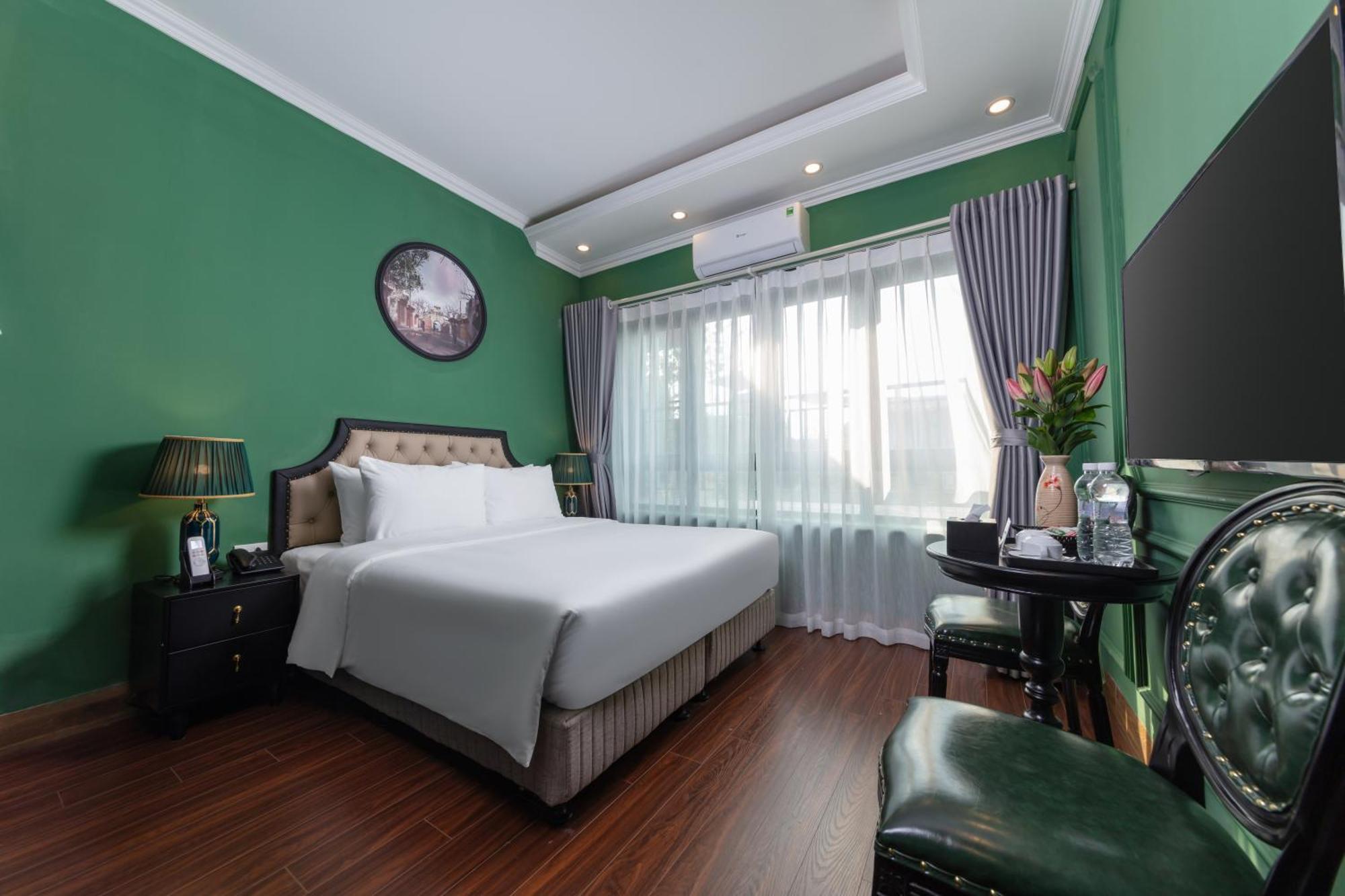Madelise Adora & Travel Hotel Hanoi