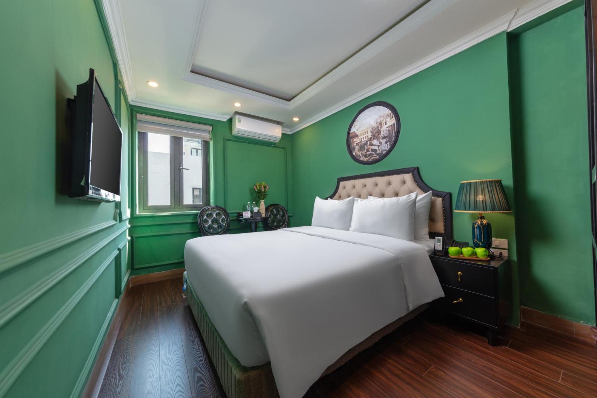 Madelise Adora & Travel Hotel 4*