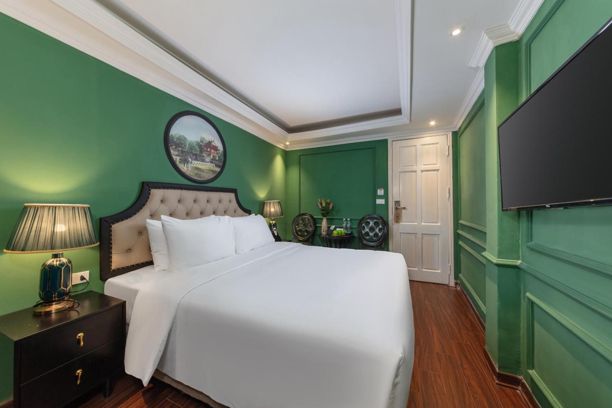 Hotel Madelise Adora & Travel