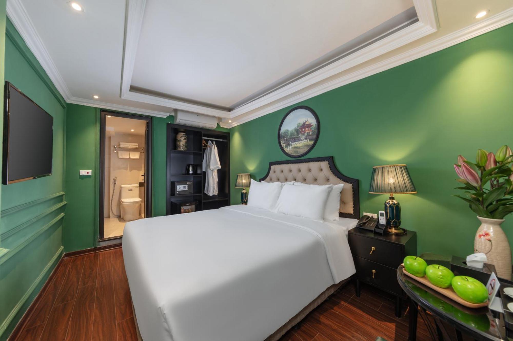 Madelise Adora & Travel Hotel Hanoi