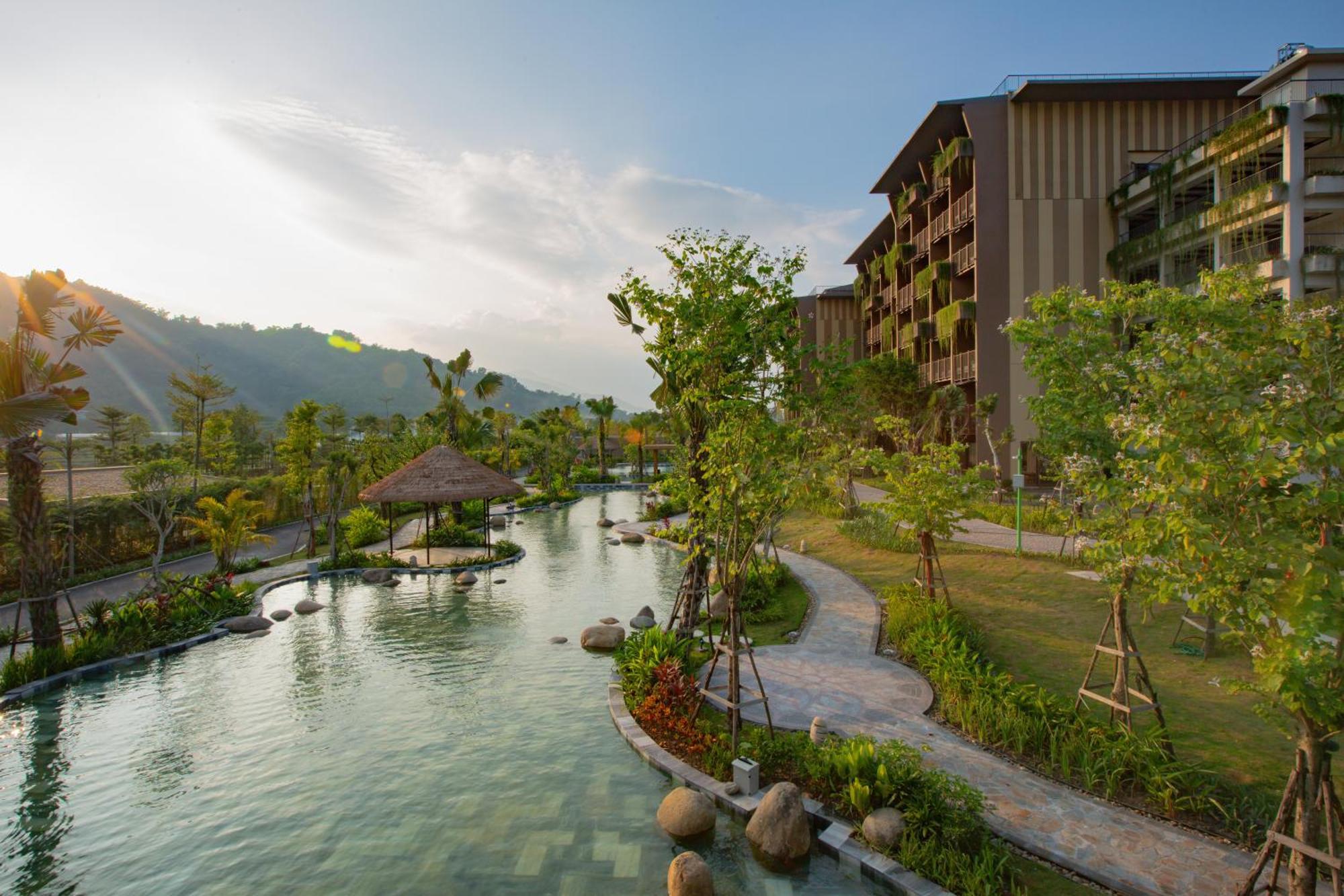 Mandala Retreats Kim Boi Hotel