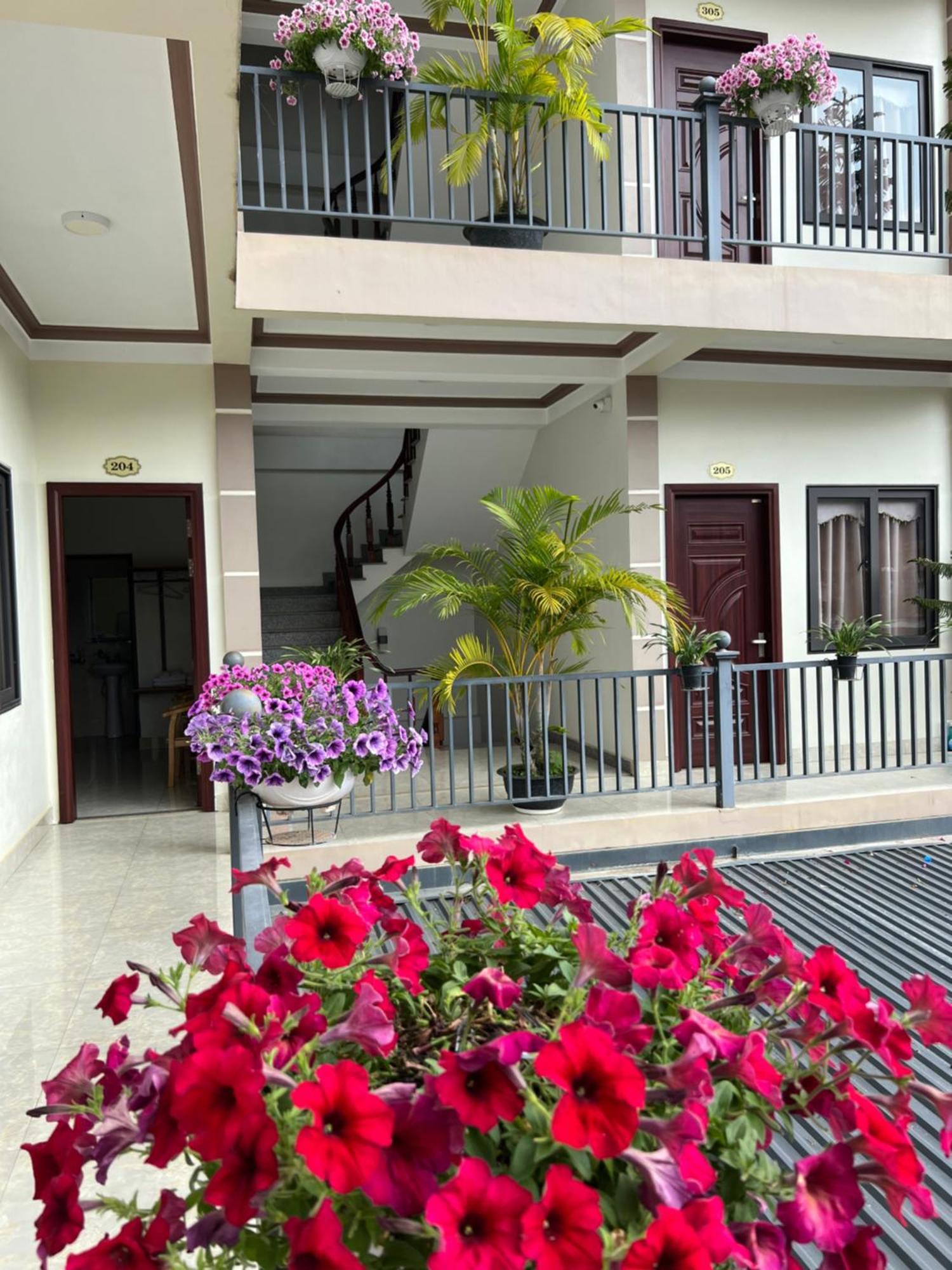 Nha Nghi Ngoc Long Bed & Breakfast