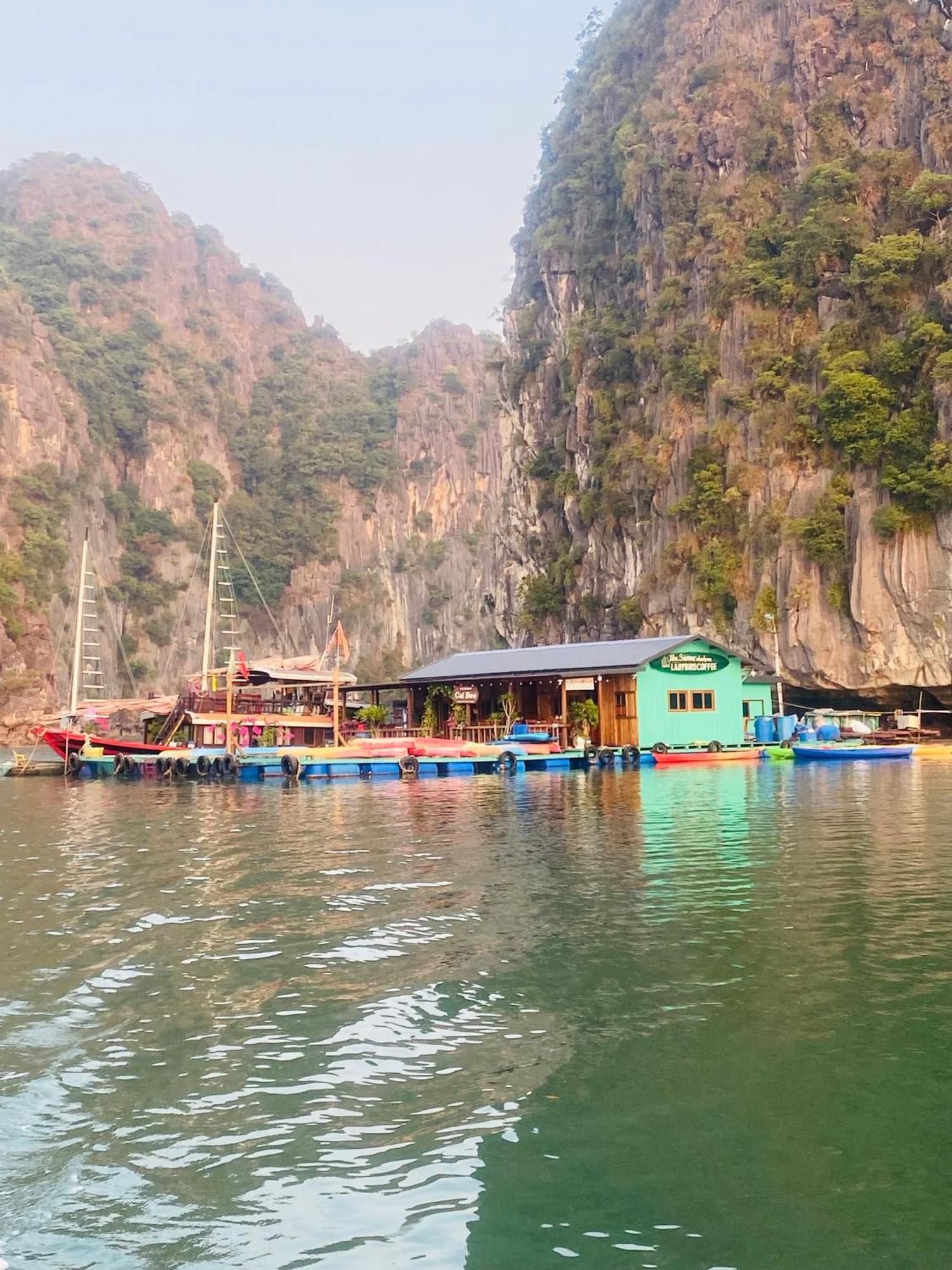 Eco Floating Farm Cai Beo