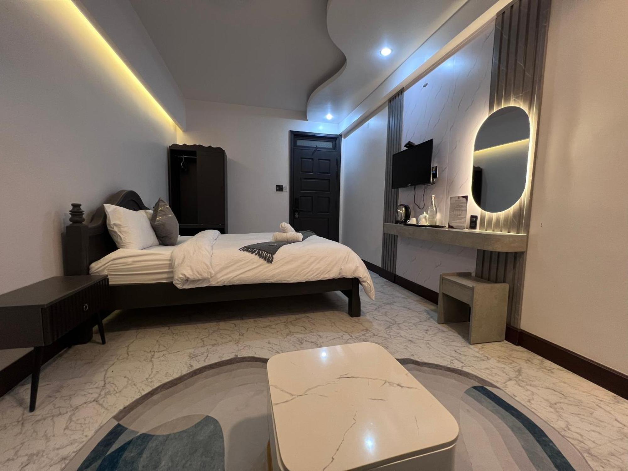 Hotel Ht House *