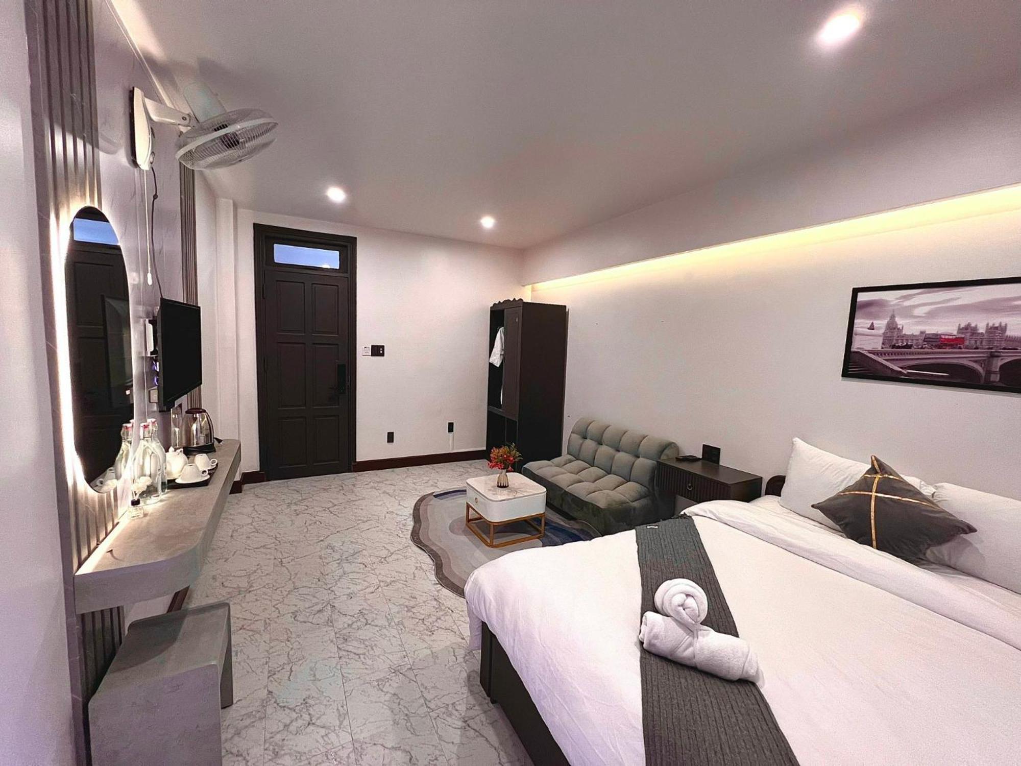 Hotel Ht House *