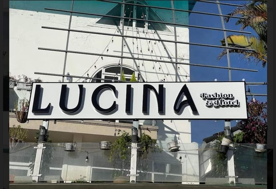 Lucina Boutique *