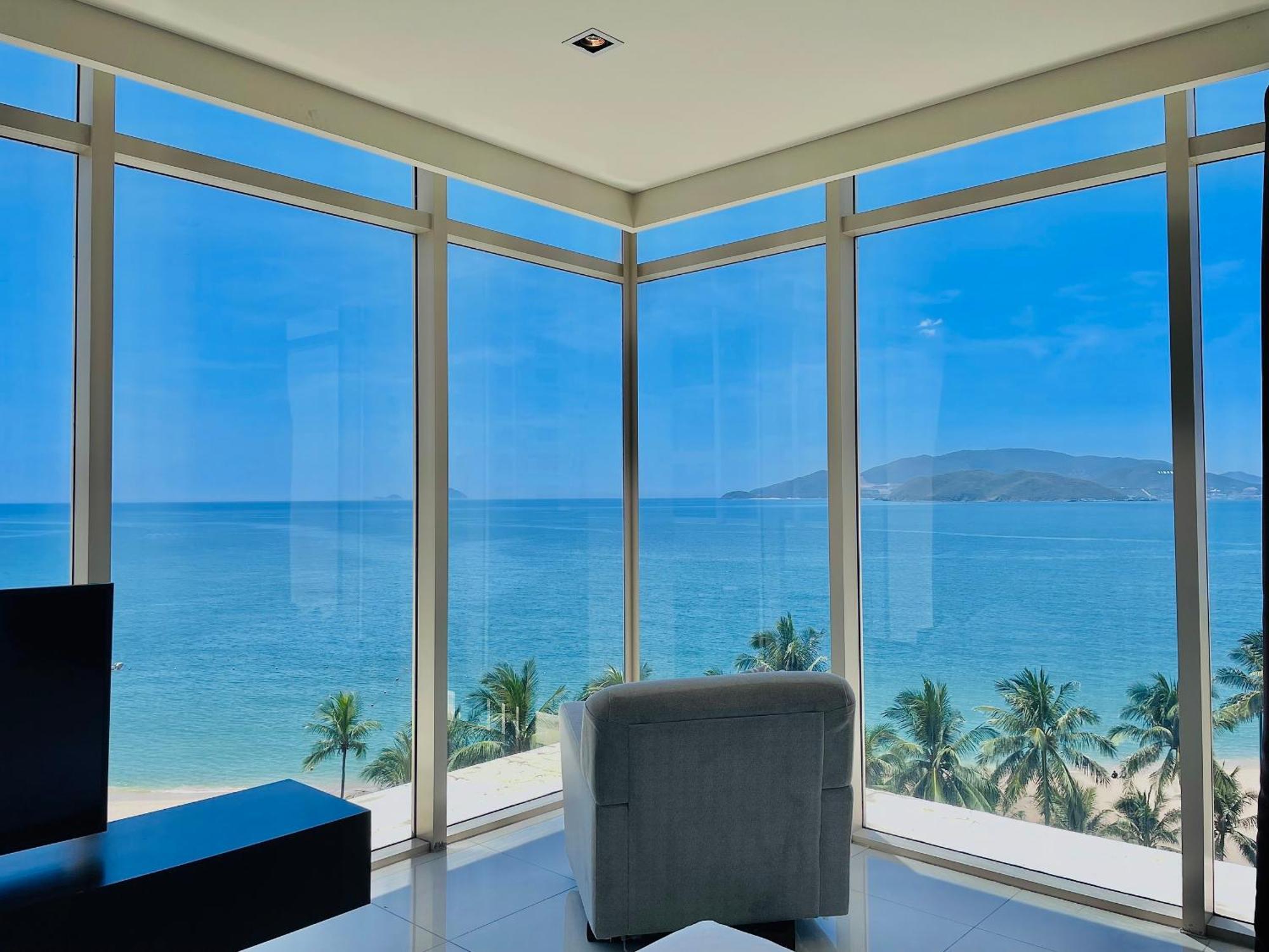 The Sea Luxury