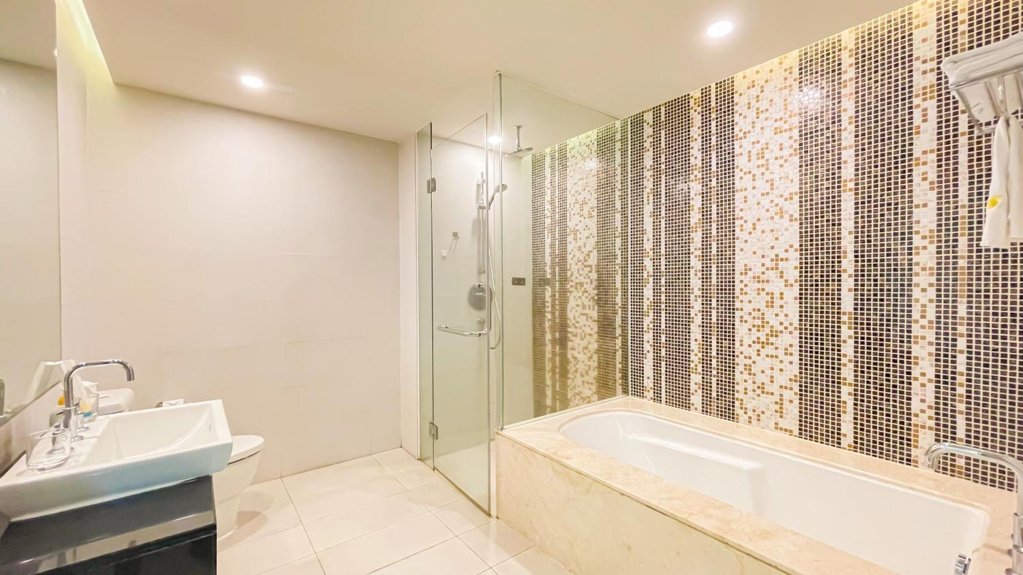 The Sea Luxury Nha Trang