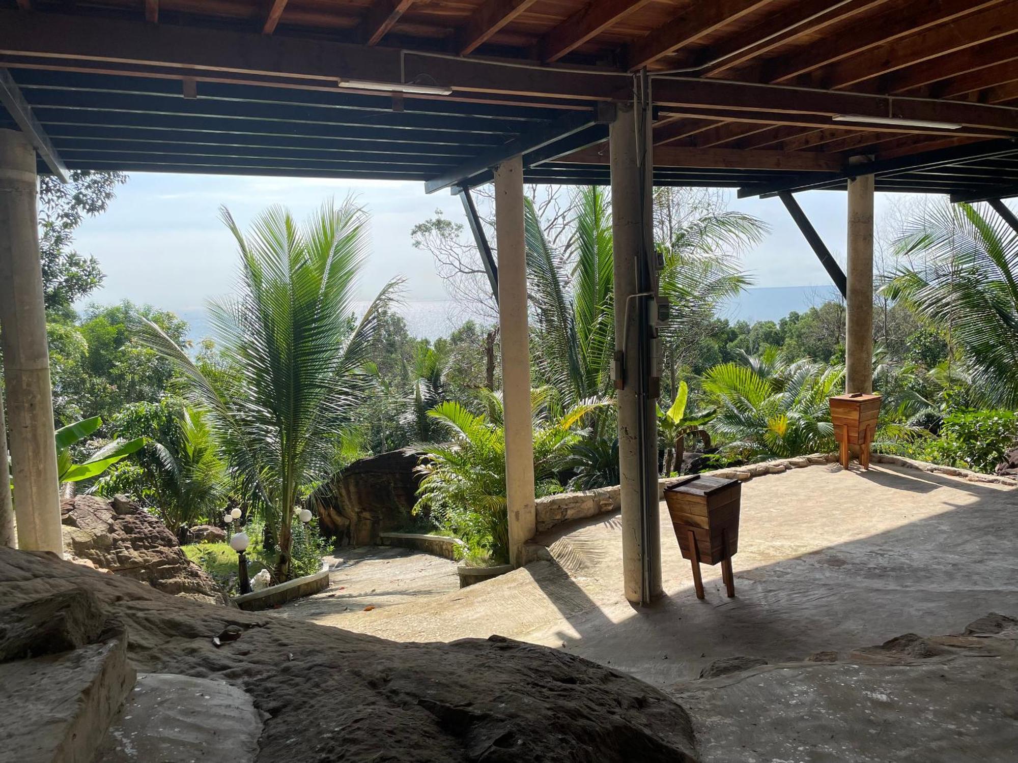 Ong Vinh House - Living Among Nature ! Phu Quoc