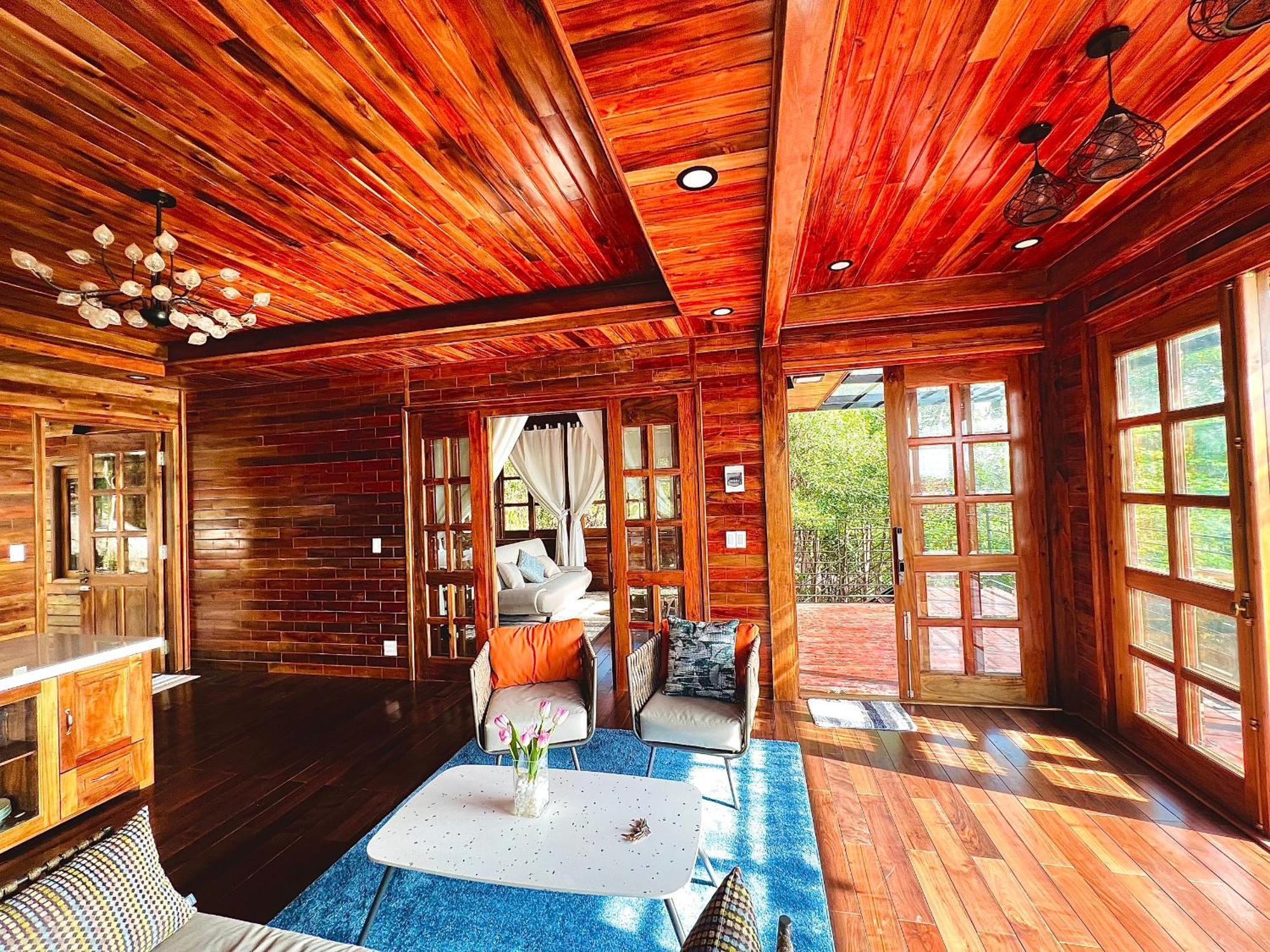 Ong Vinh House - Living Among Nature ! Villa