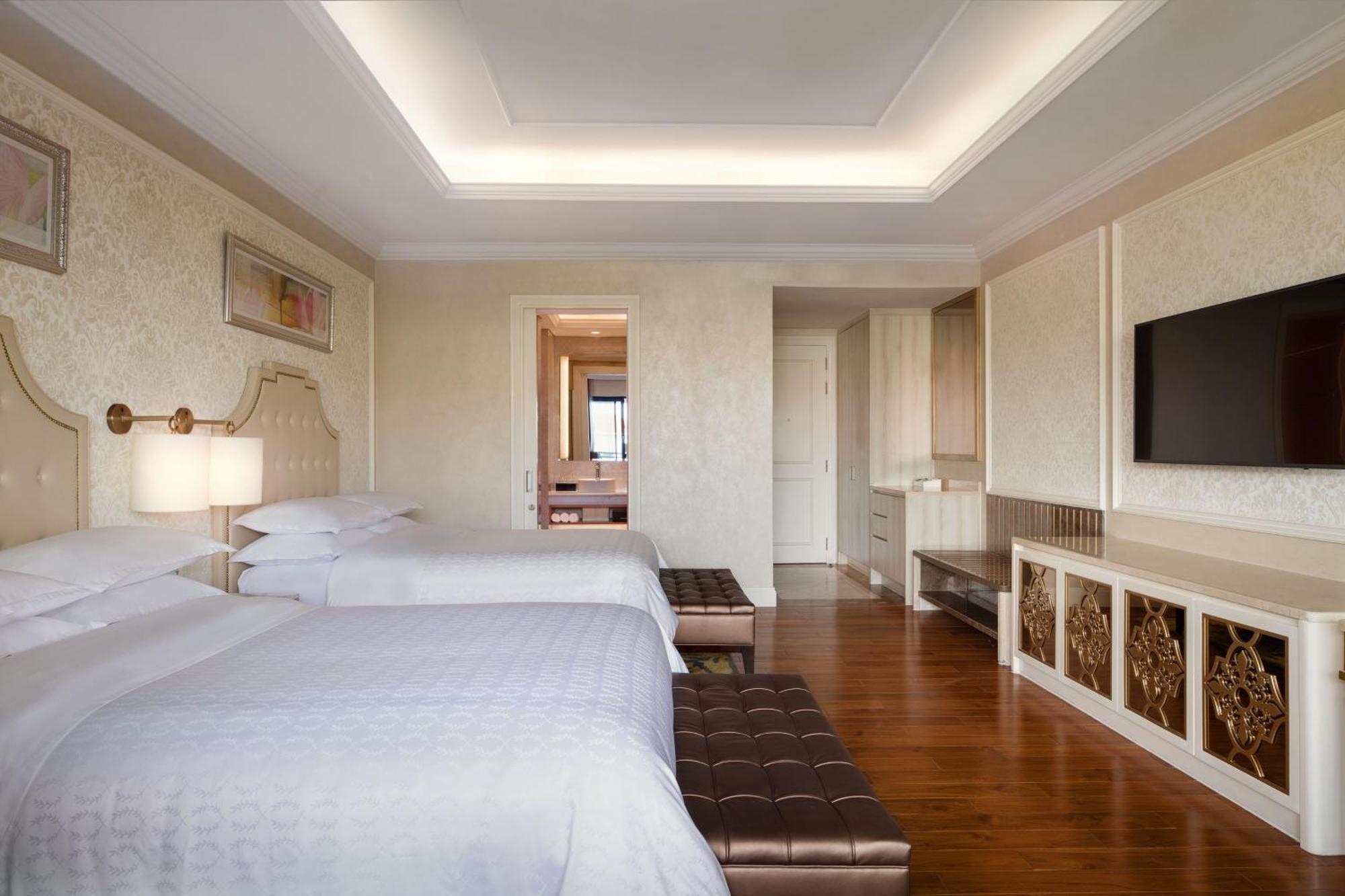 Sheraton Grand & Resort