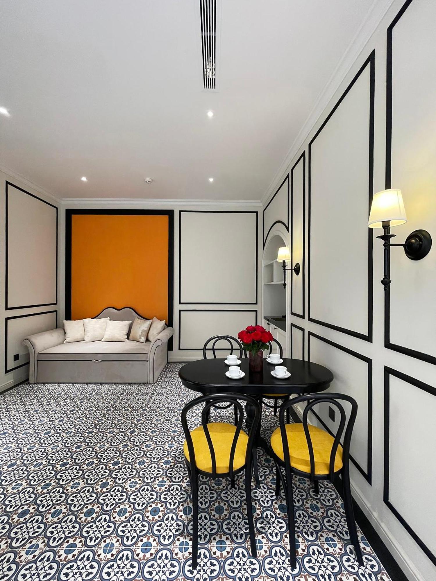 Le Bonheur Hotel 3*