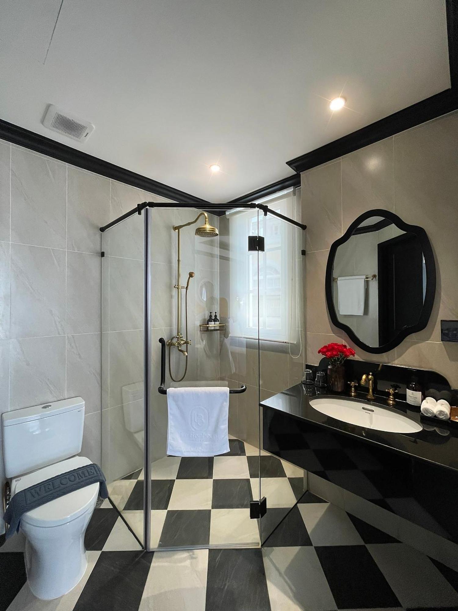 Le Bonheur Hotel 3*