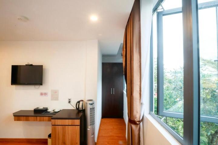 Ttr Midtown View Hotel *