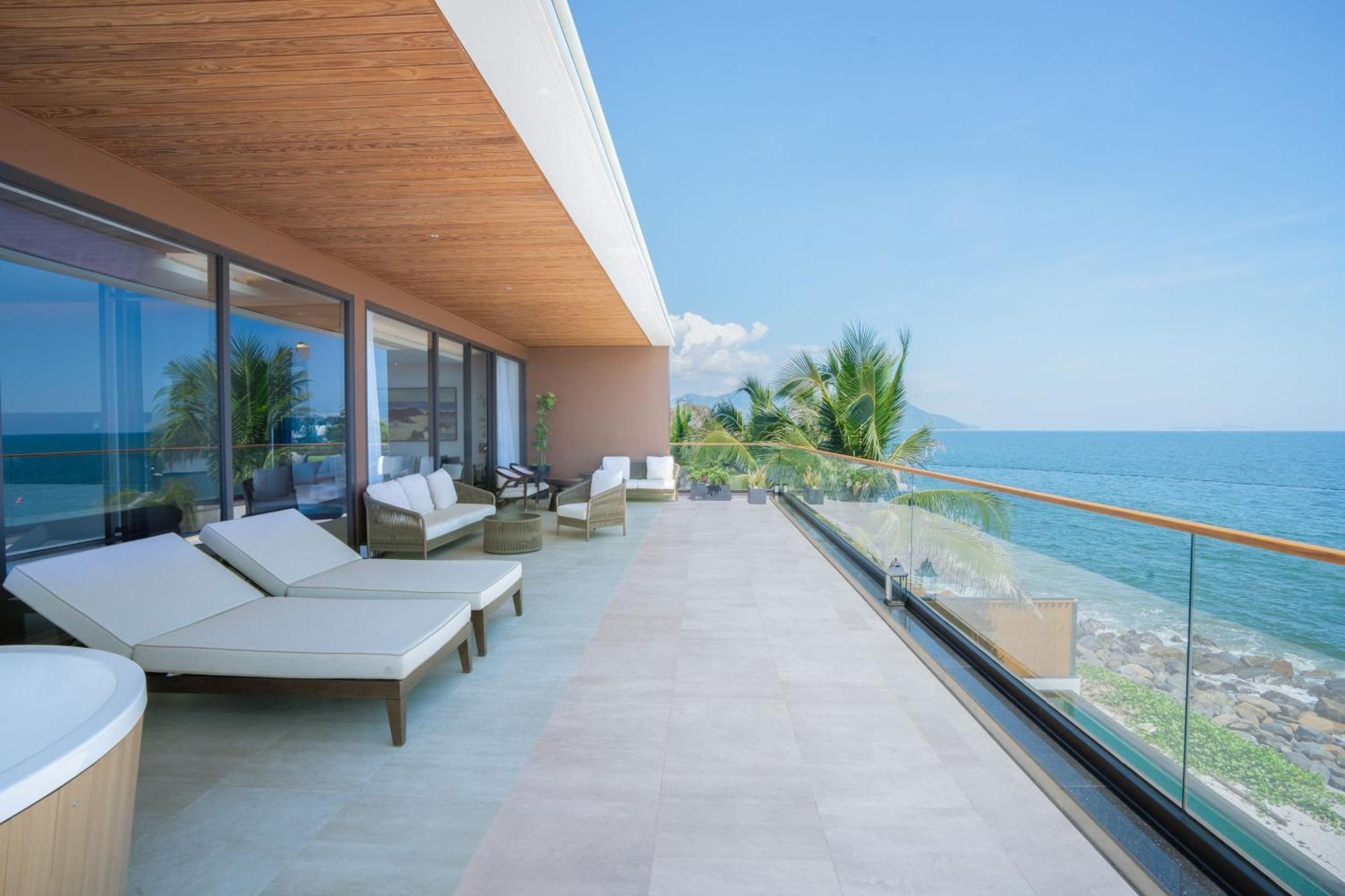 Resort Le Corail, A Gran Melia Nha Trang