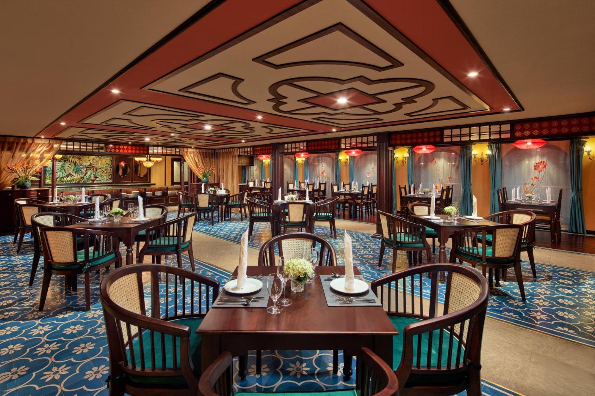 Indochine Premium Halong Bay  5*