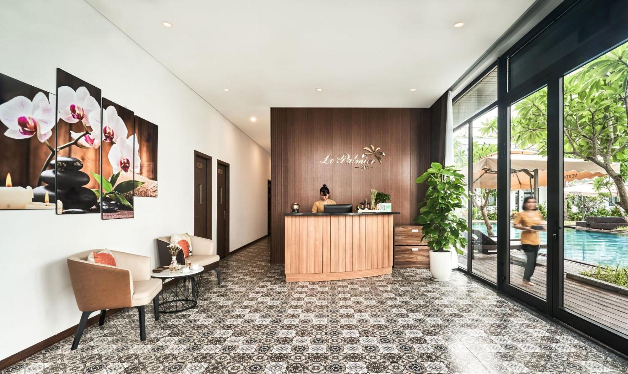 Nesta Hotel 4*