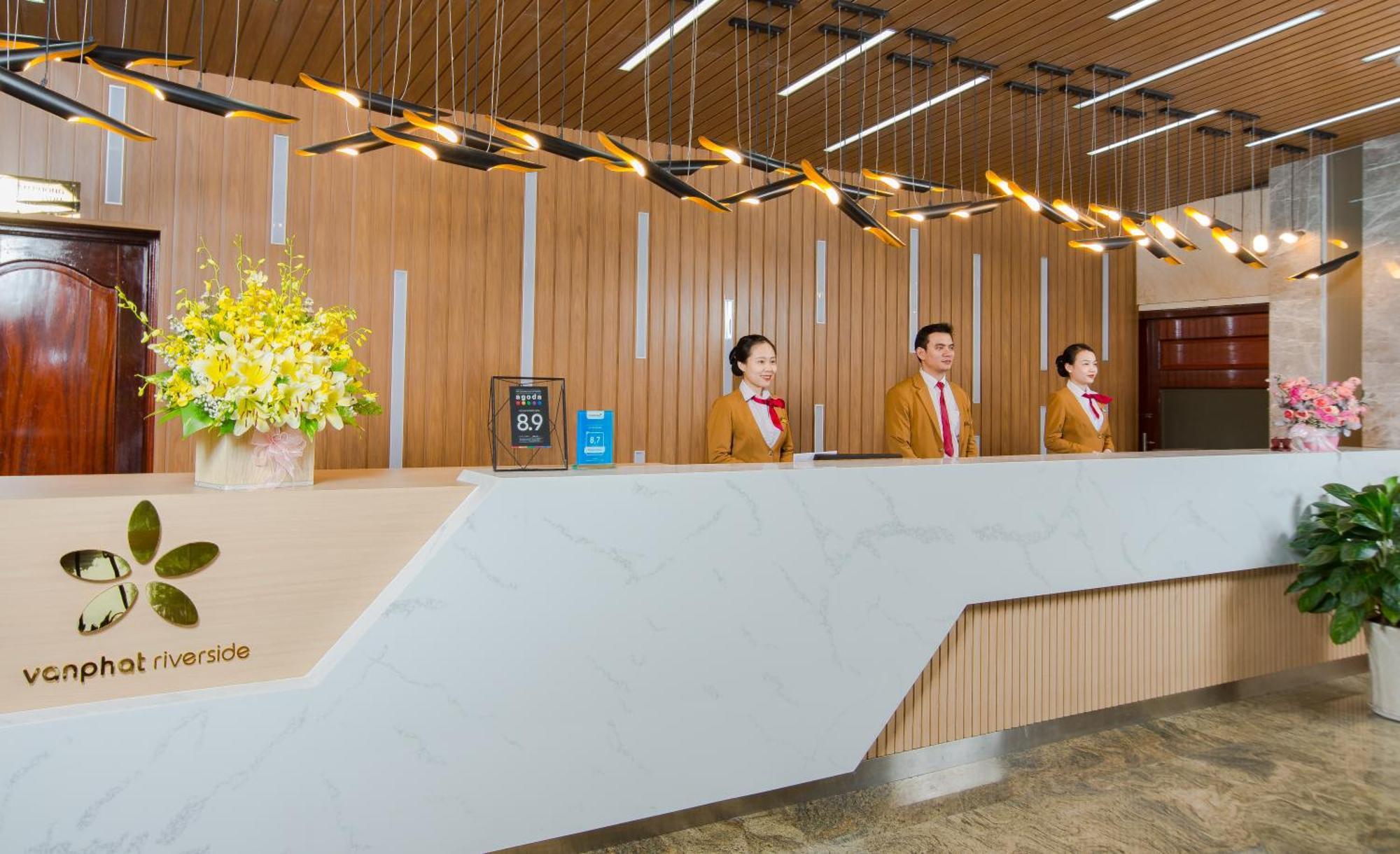 Phat Riverside Hotel 4*