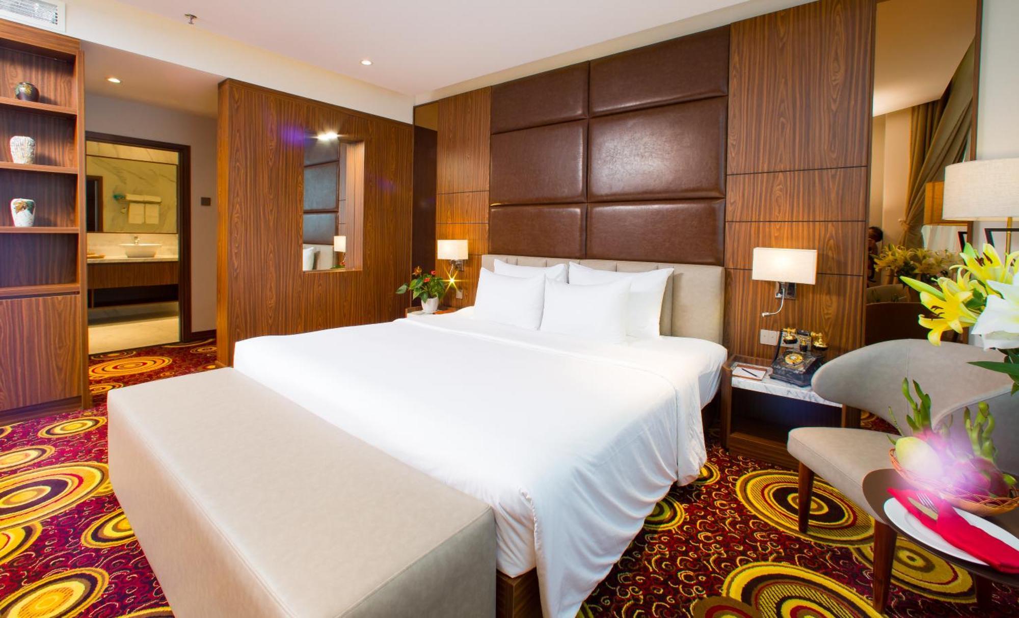 Hotel Phat Riverside