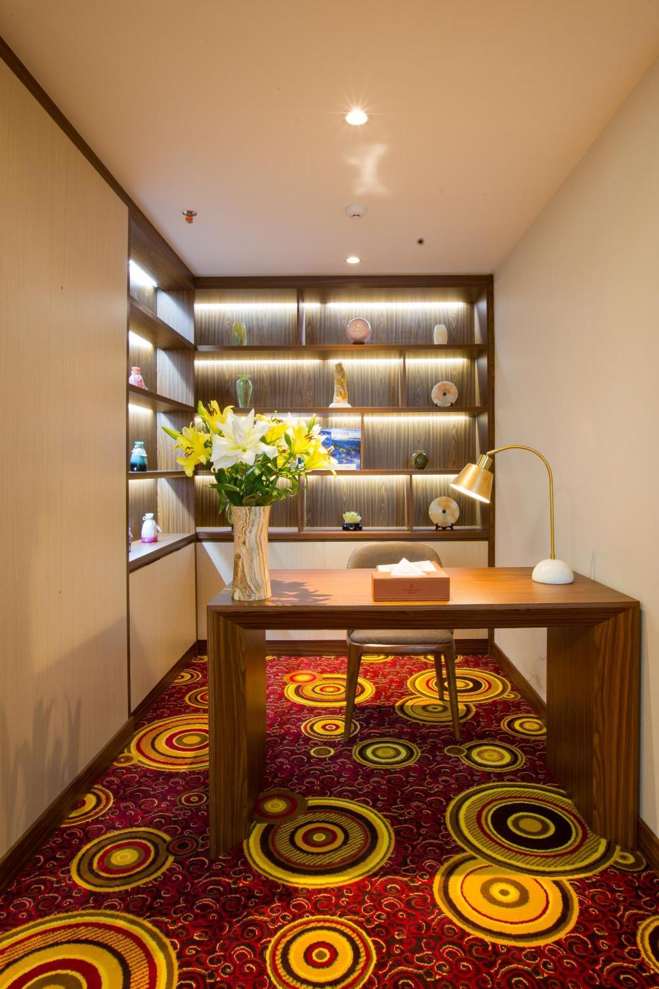 Phat Riverside Hotel 4*
