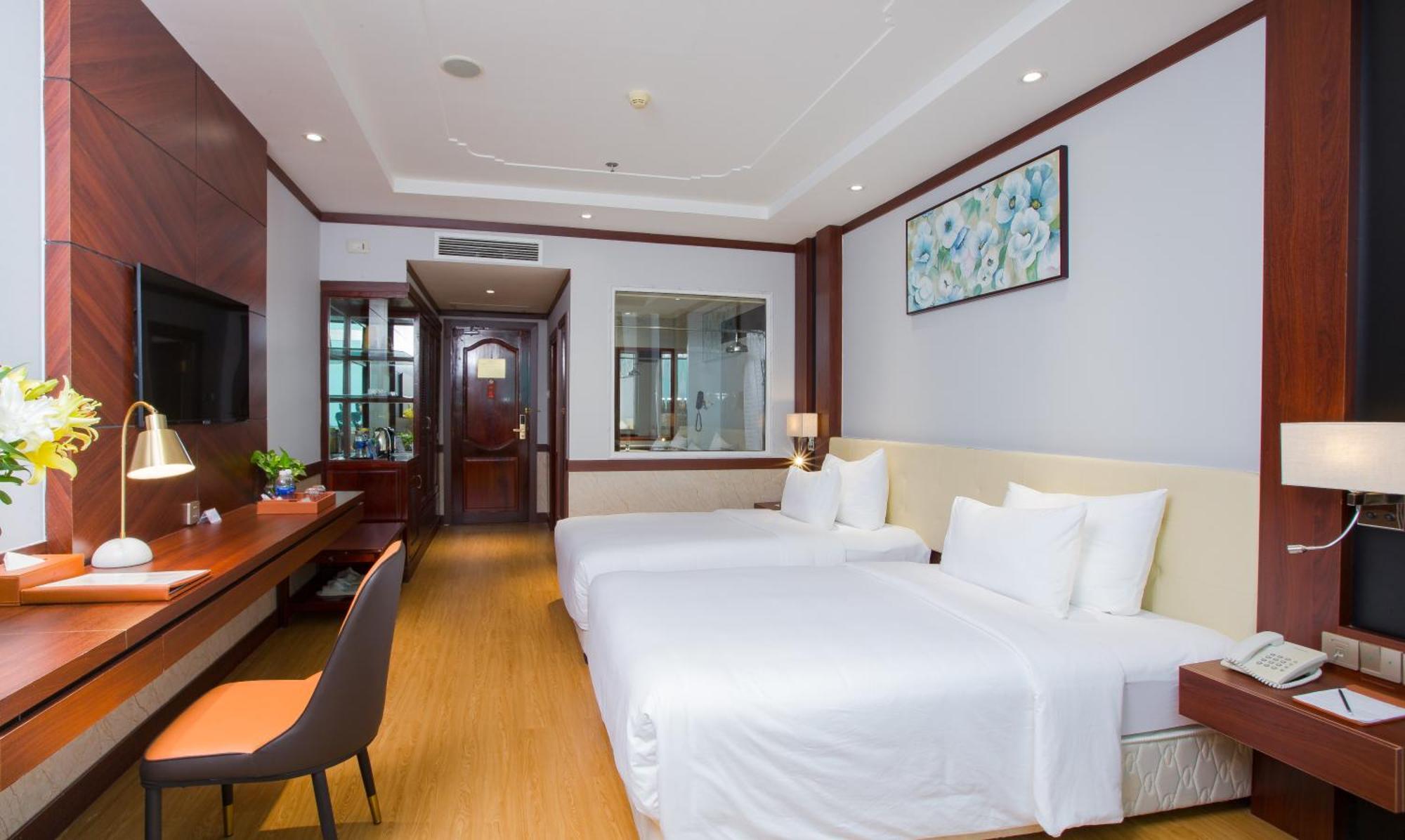 Phat Riverside Hotel
