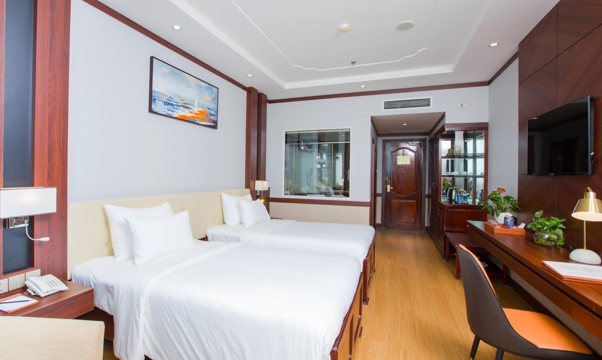 Phat Riverside Hotel 4*