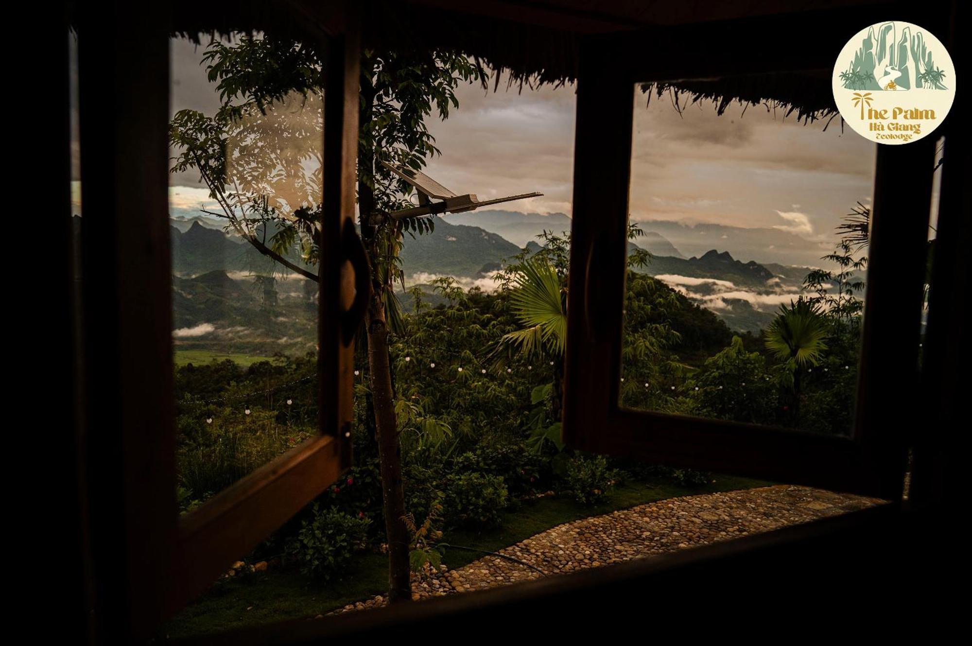 Lodge Tvpalm