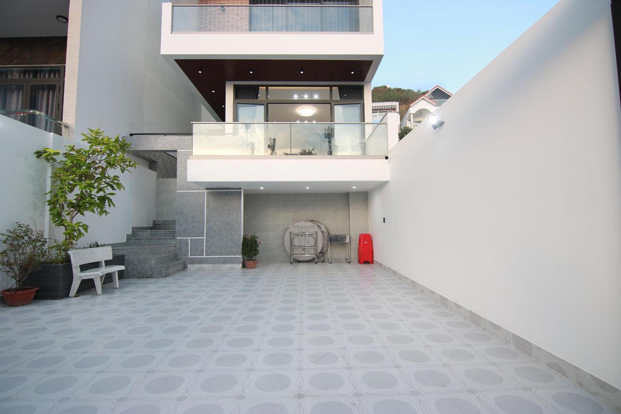 View Bien Bai Dau - Di Bo Ra Bien 200 Met Villa *
