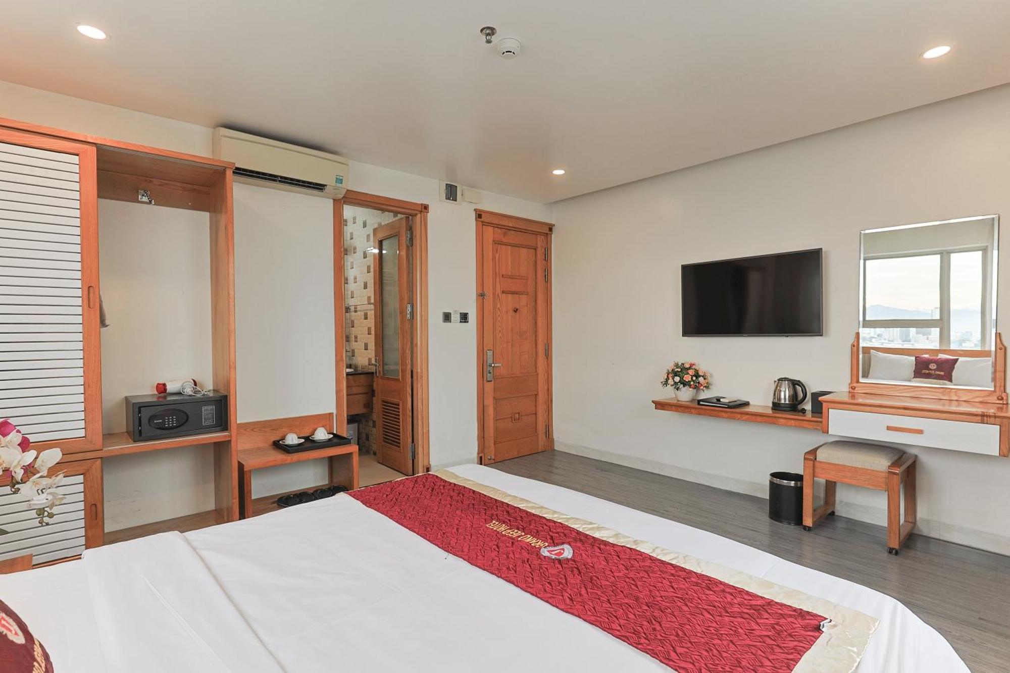 Grand Jeep Hotel 3*