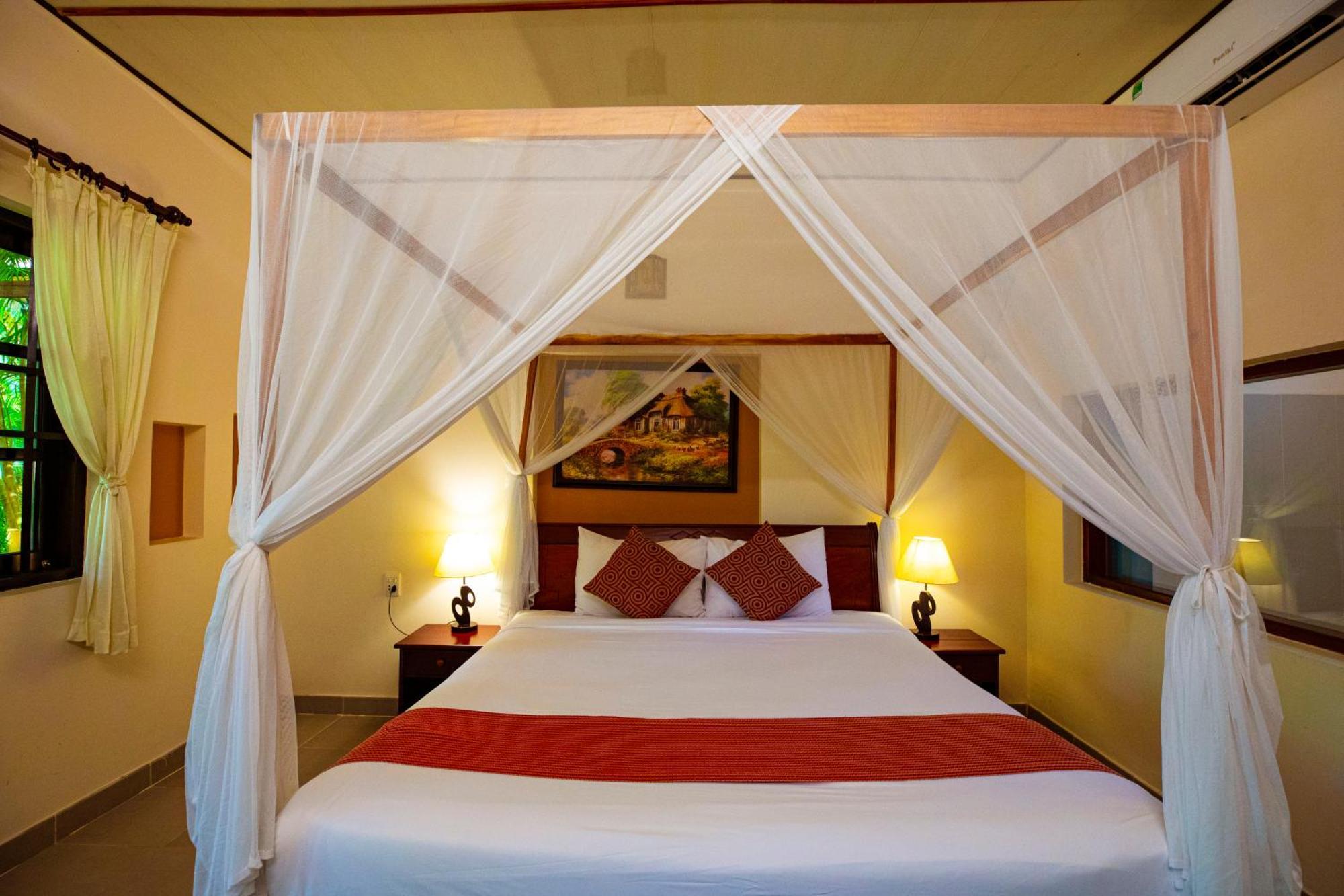 Sea Star Resort 3*