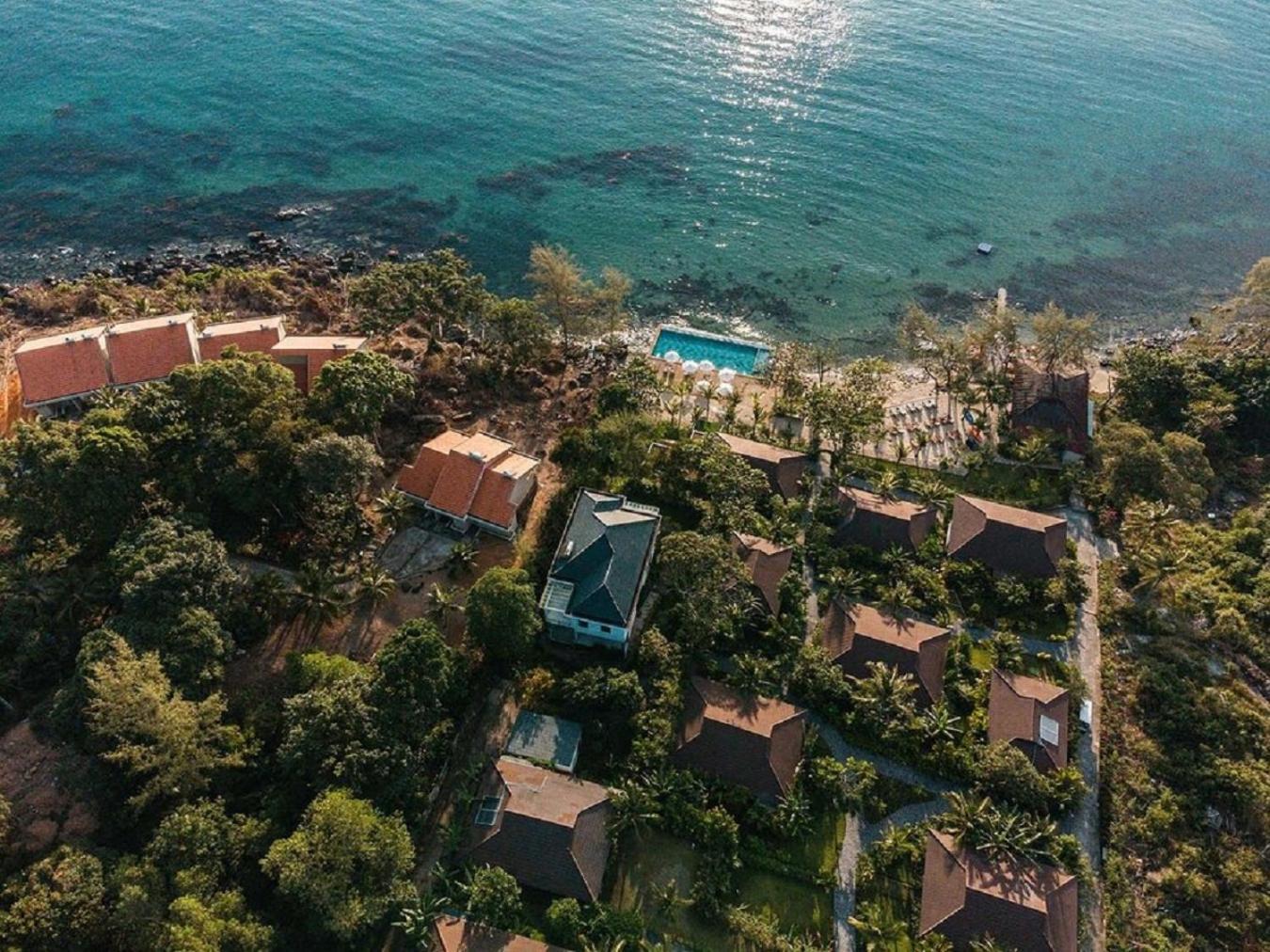 Resort Camia & 4*