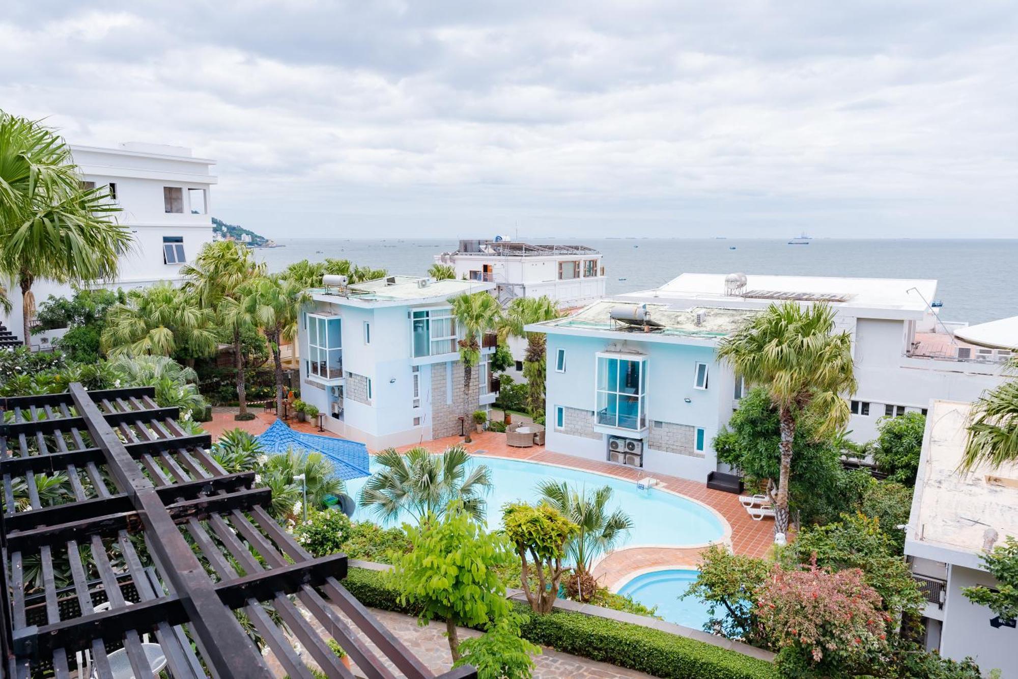 Seaside Resort 4*