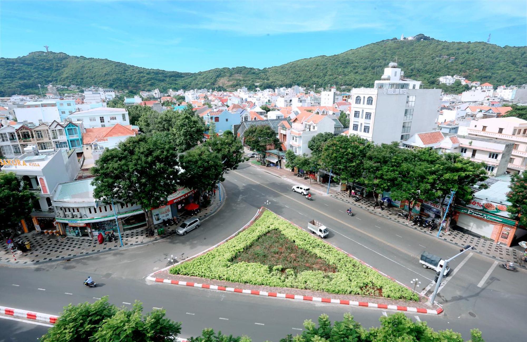 Amis Hotel-trung Tam-gan Bien Hotel