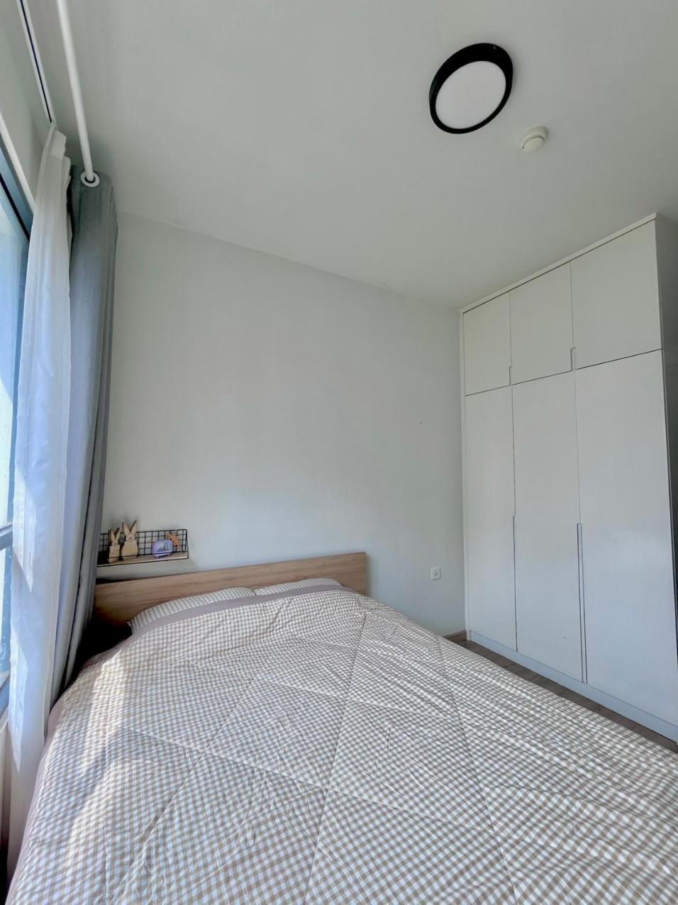 Cho Thue Ho 1pn1wc Full Noi That Dep Celadon Aeon Mall Tan Phu Apartment *
