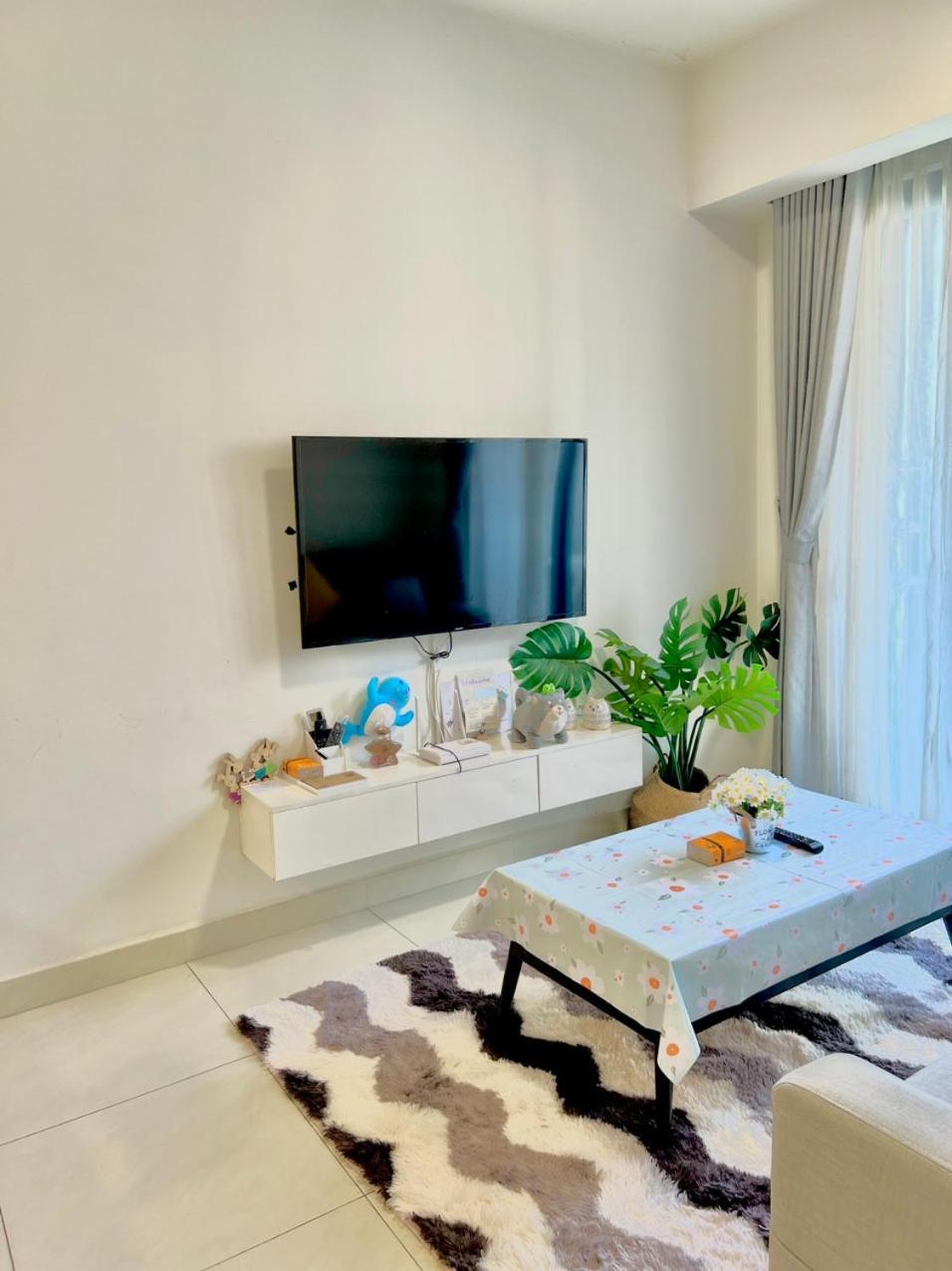 Cho Thue Ho 1pn1wc Full Noi That Dep Celadon Aeon Mall Tan Phu * Ho Chi Minh City