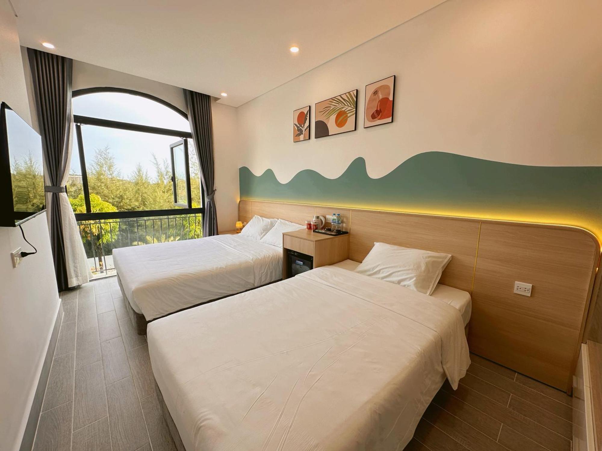 The Sol House 3*
